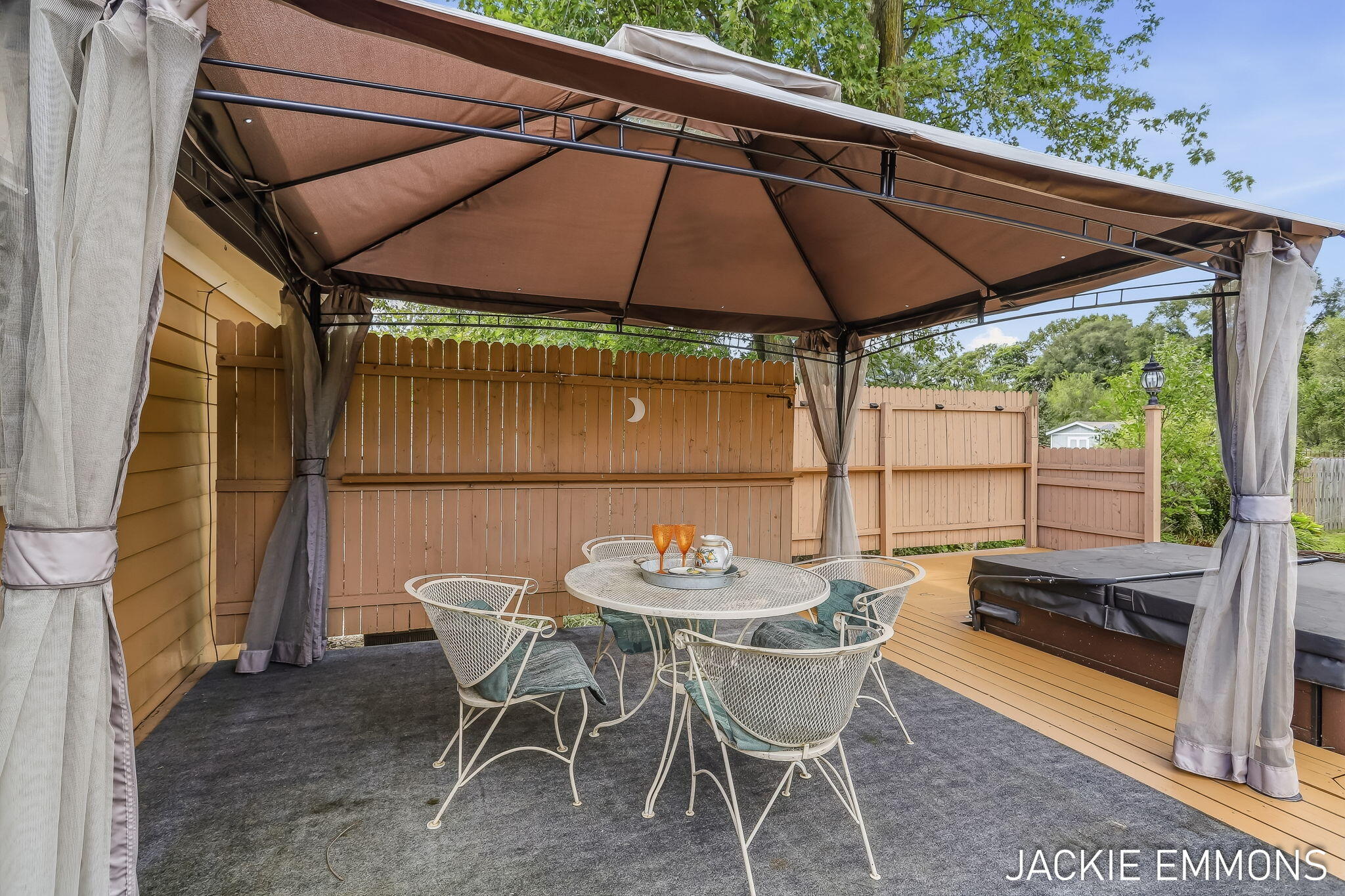 731 66th Street SE Grand Rapids MI 49548
