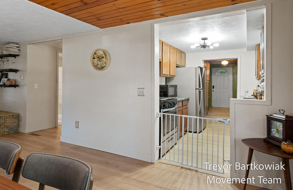 529 Porter Road Norton Shores MI 49441
