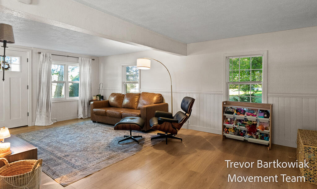 529 Porter Road Norton Shores MI 49441