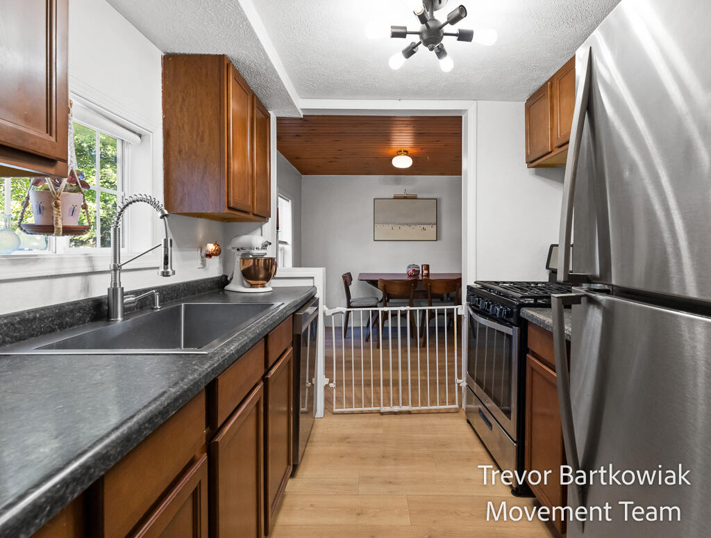 529 Porter Road Norton Shores MI 49441