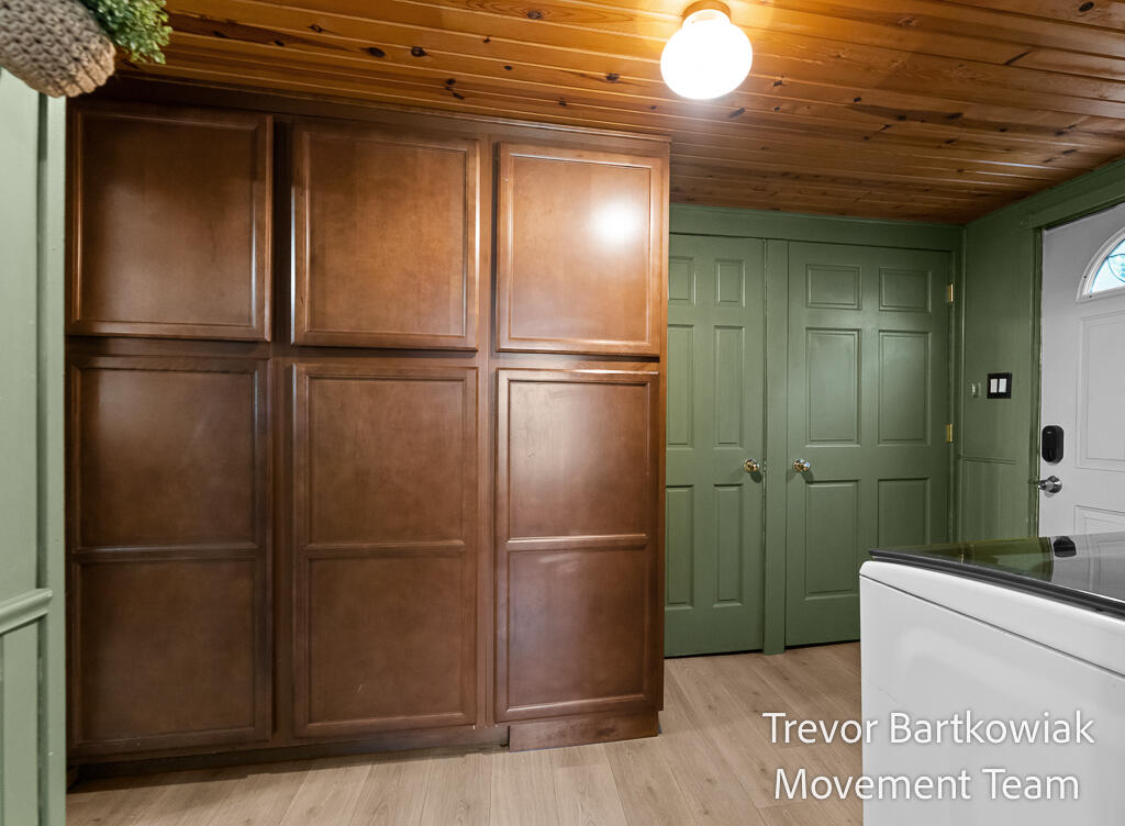 529 Porter Road Norton Shores MI 49441
