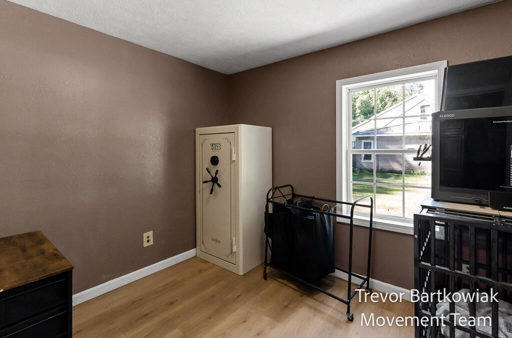 529 Porter Road Norton Shores MI 49441