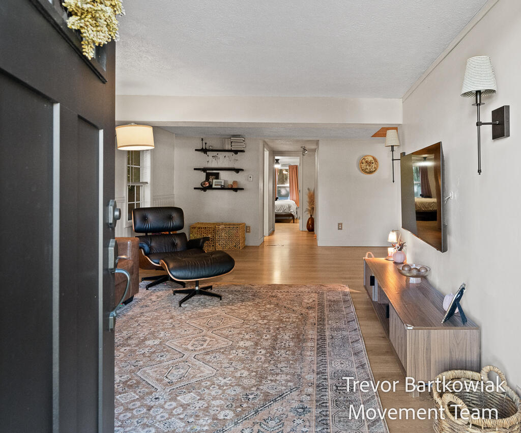 529 Porter Road Norton Shores MI 49441