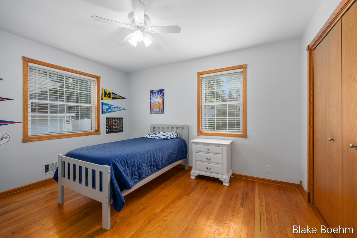 118 Lauderdale Avenue NE Grand Rapids MI 49546