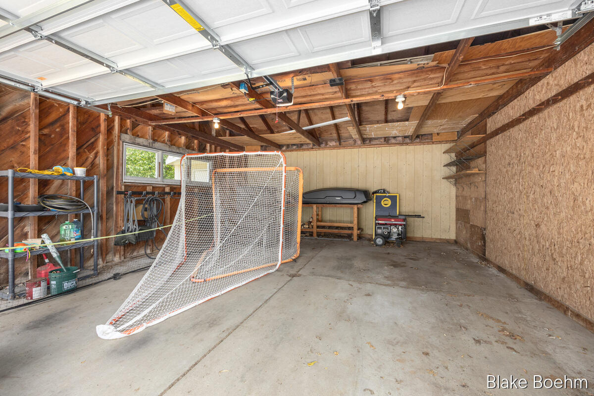 118 Lauderdale Avenue NE Grand Rapids MI 49546