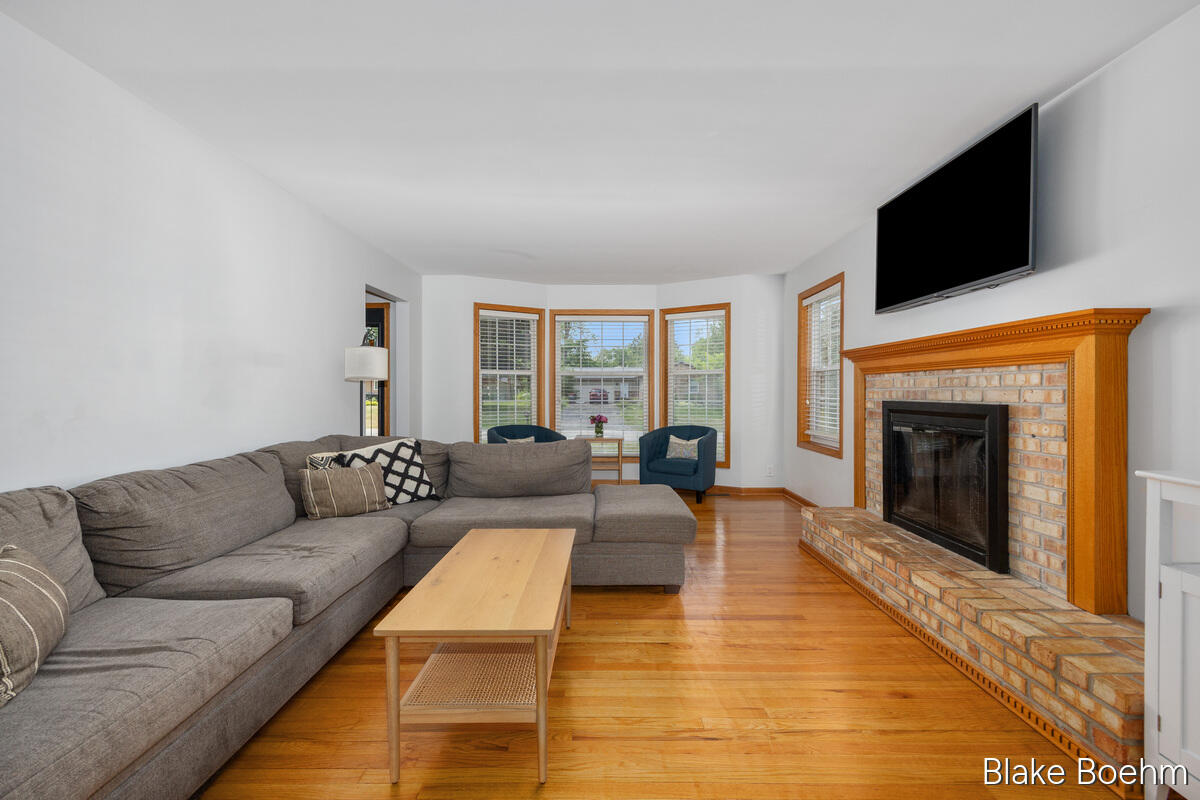118 Lauderdale Avenue NE Grand Rapids MI 49546