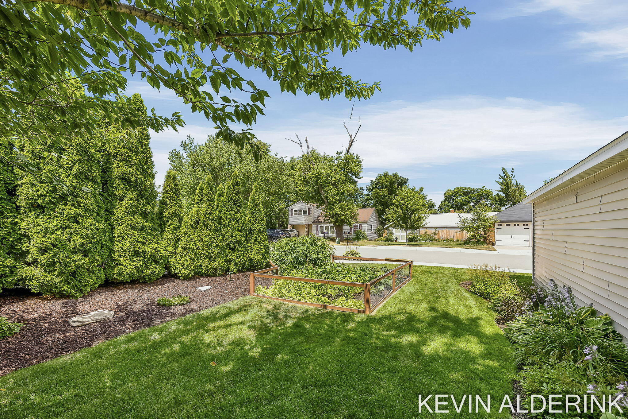 136 S Fairview Road Zeeland MI 49464