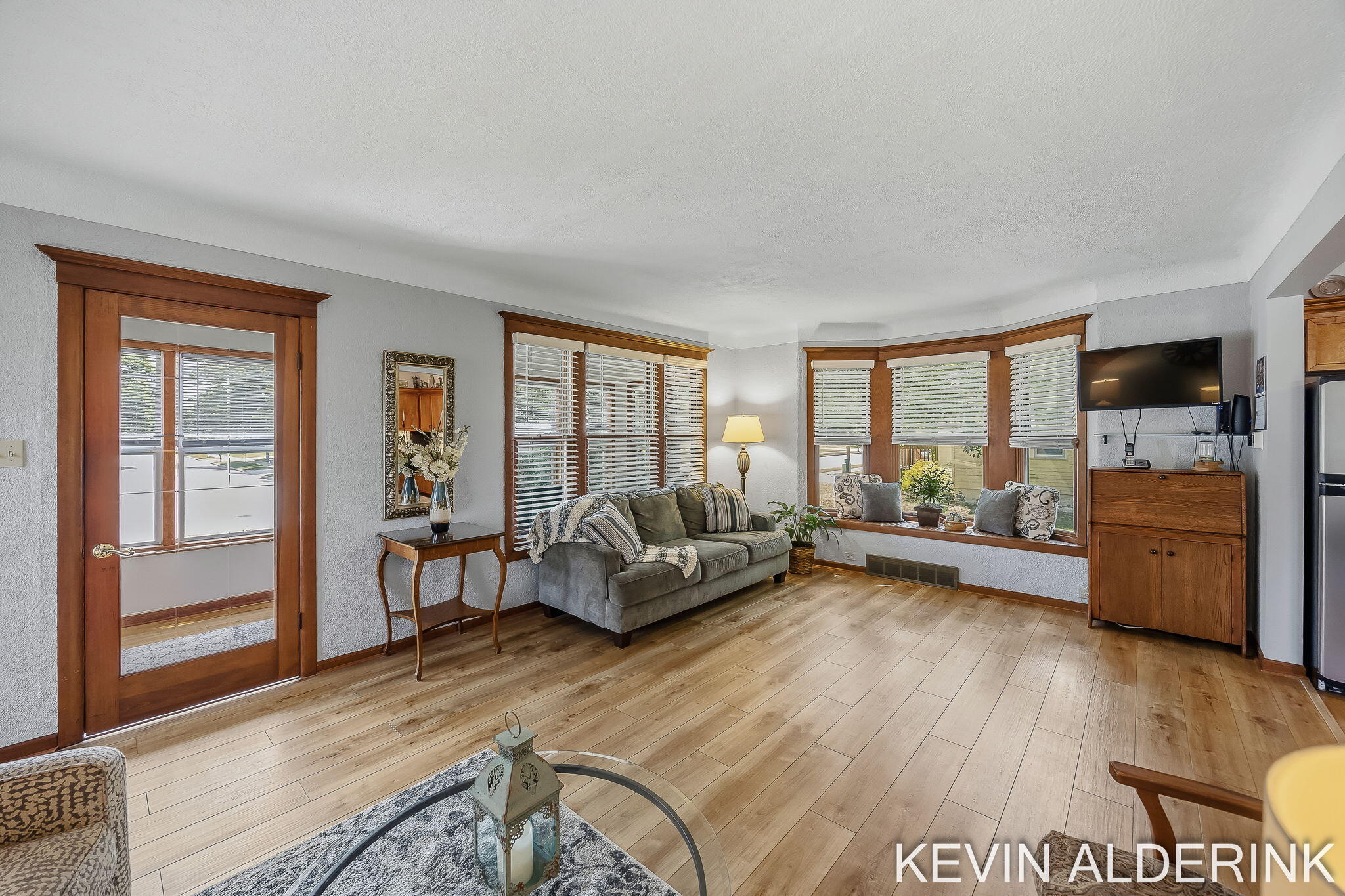 136 S Fairview Road Zeeland MI 49464