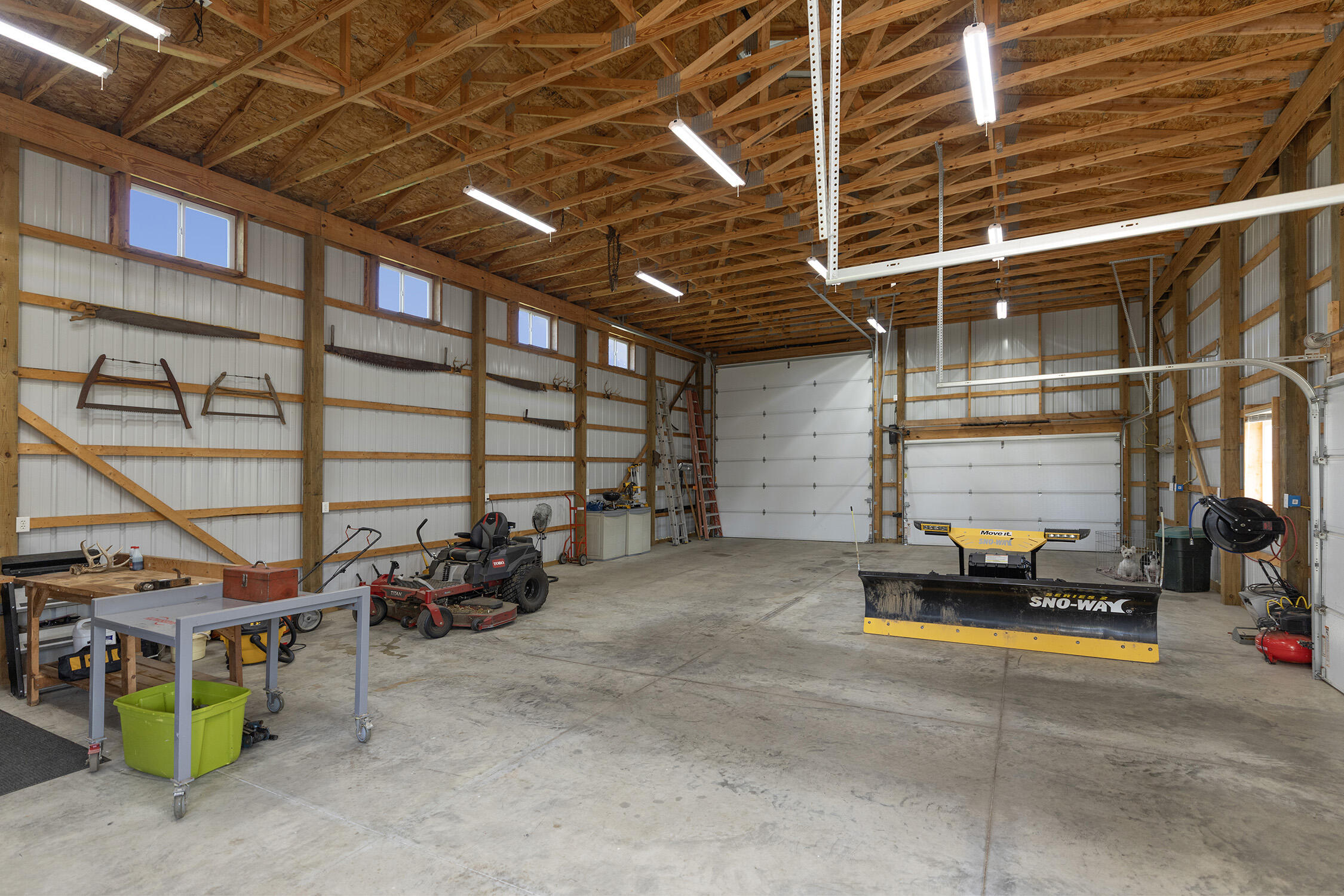 48989 92nd Avenue Decatur MI 49045