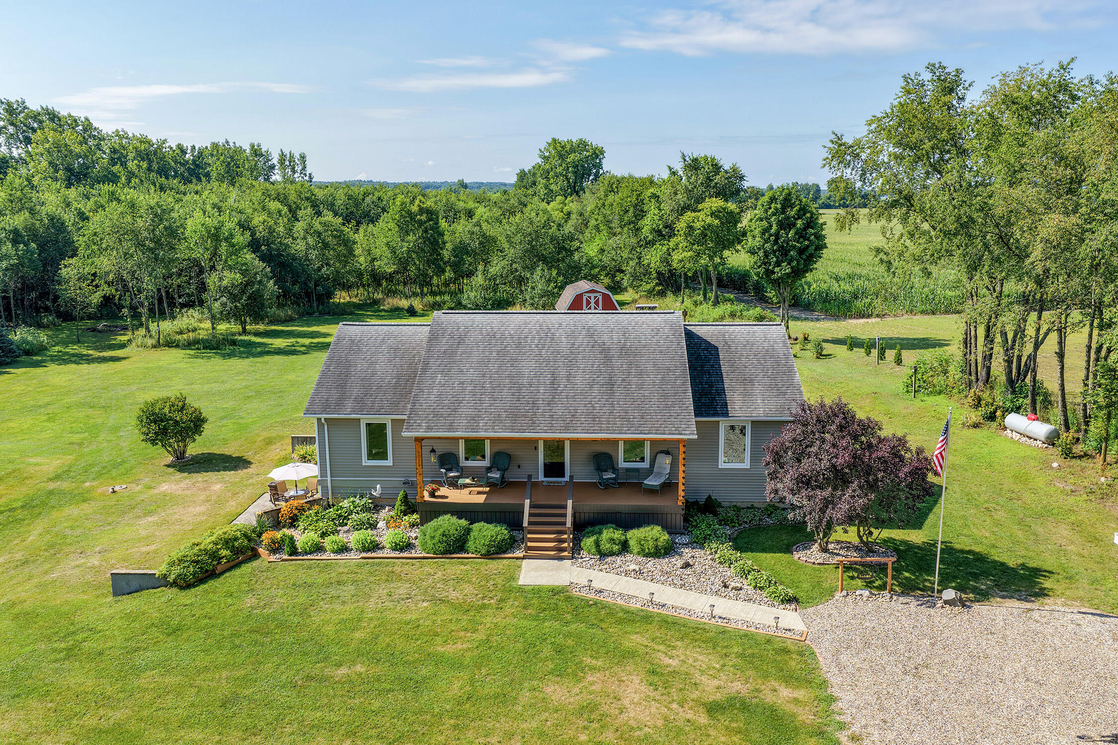 48989 92nd Avenue Decatur MI 49045