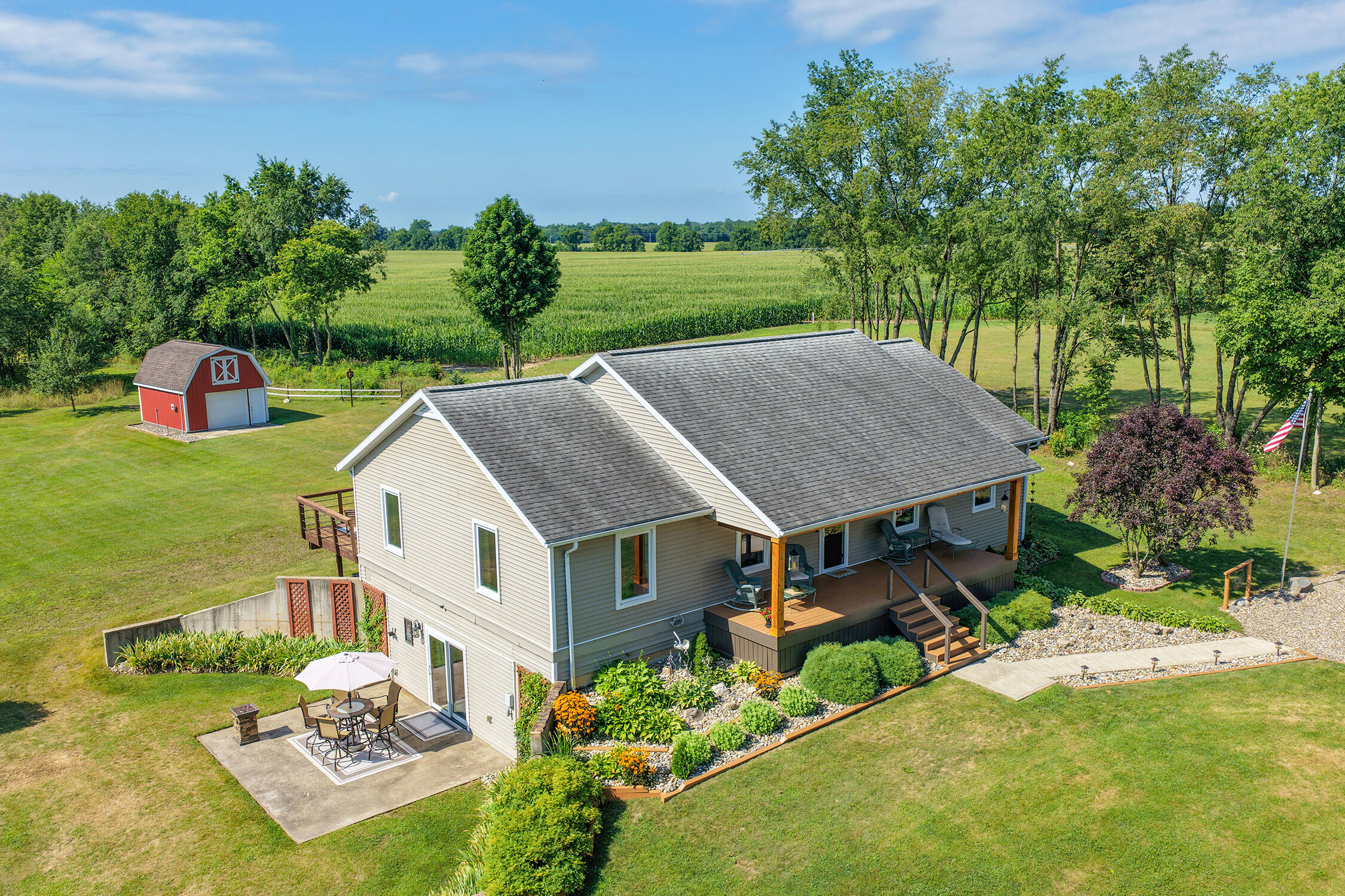 48989 92nd Avenue Decatur MI 49045