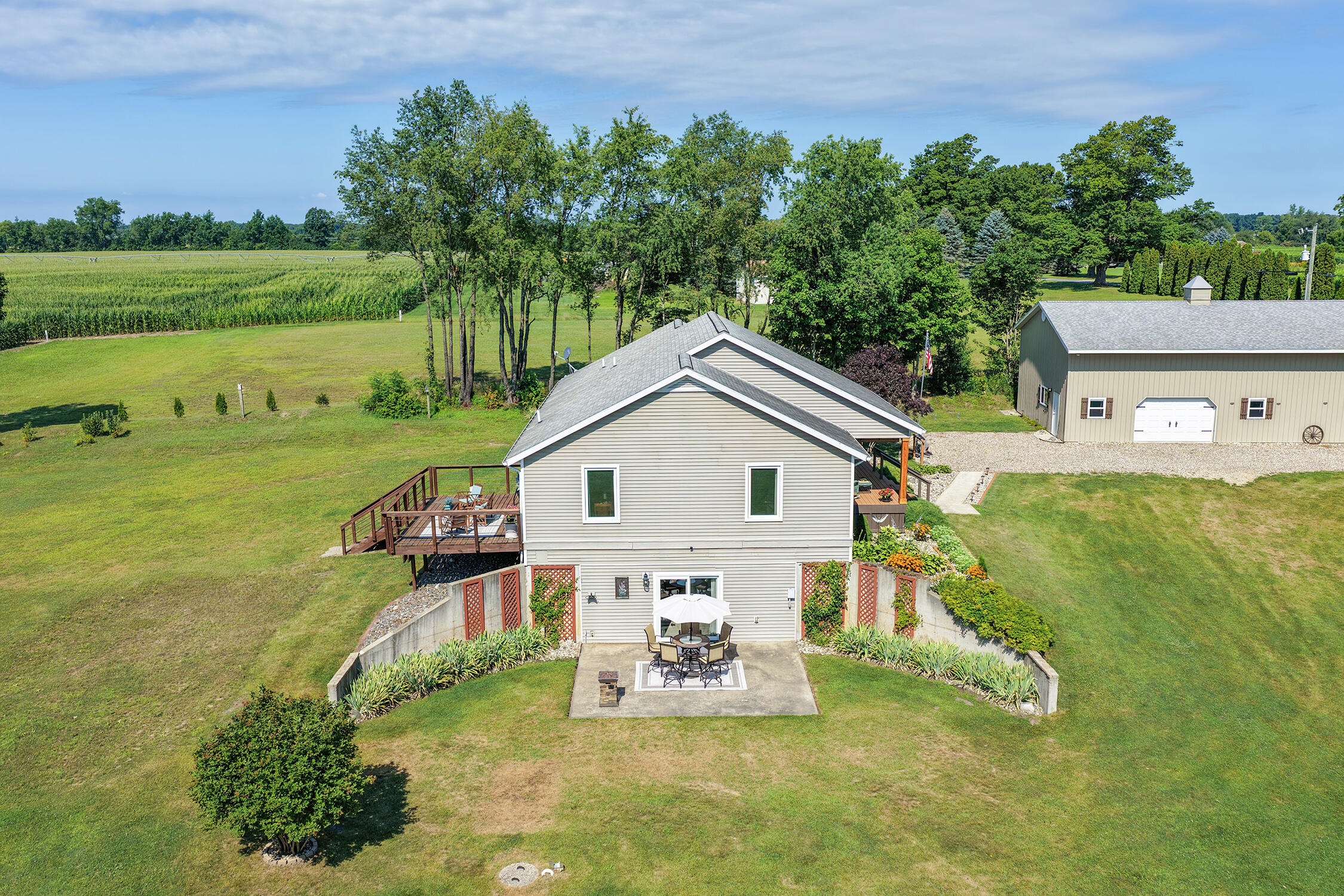 48989 92nd Avenue Decatur MI 49045