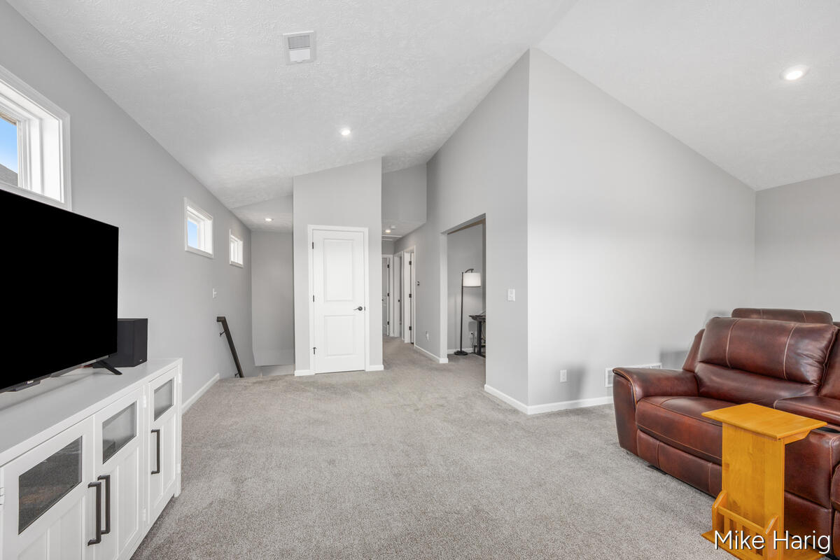 7892 Greendale Drive SE Byron Center MI 49315
