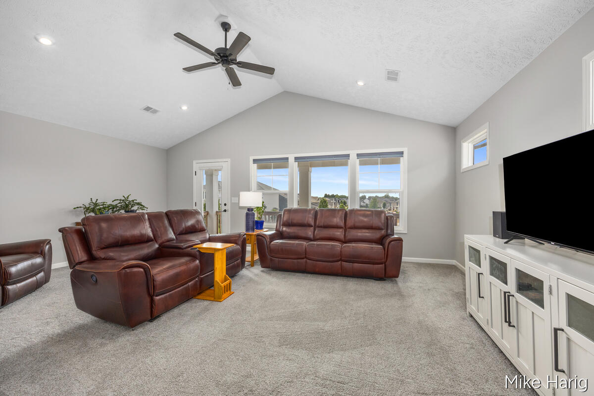 7892 Greendale Drive SE Byron Center MI 49315