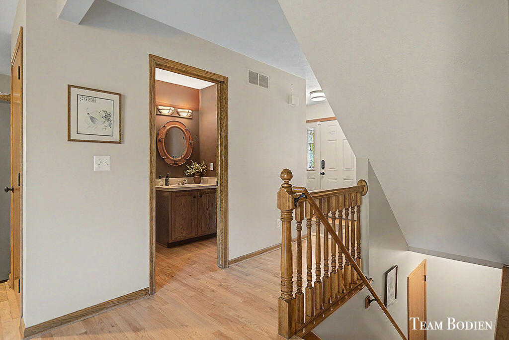8925 Shaner Avenue NE Rockford MI 49341