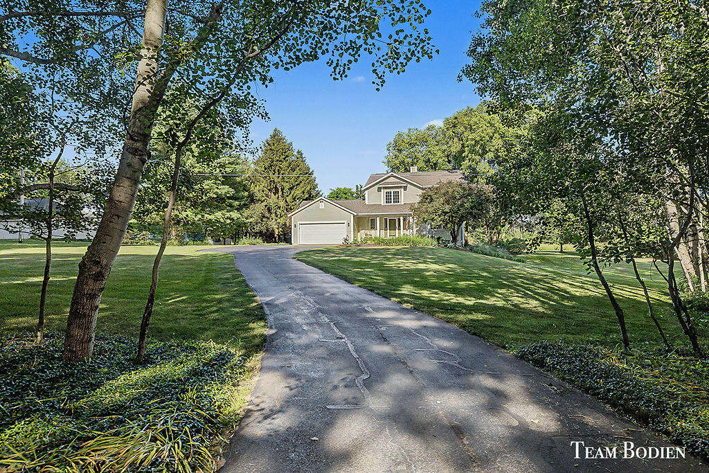 8925 Shaner Avenue NE Rockford MI 49341