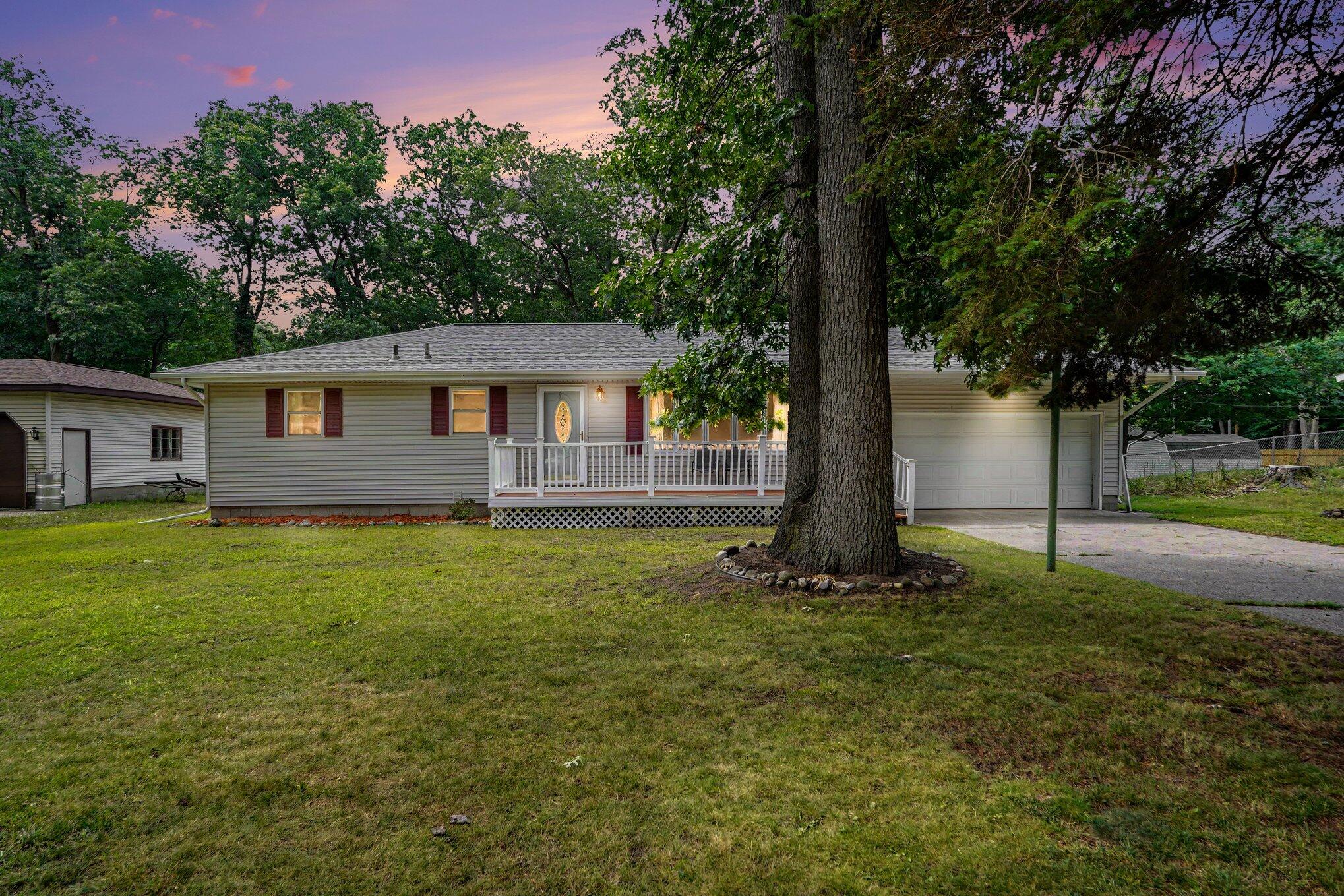 2375 Southwood Avenue Muskegon MI 49441