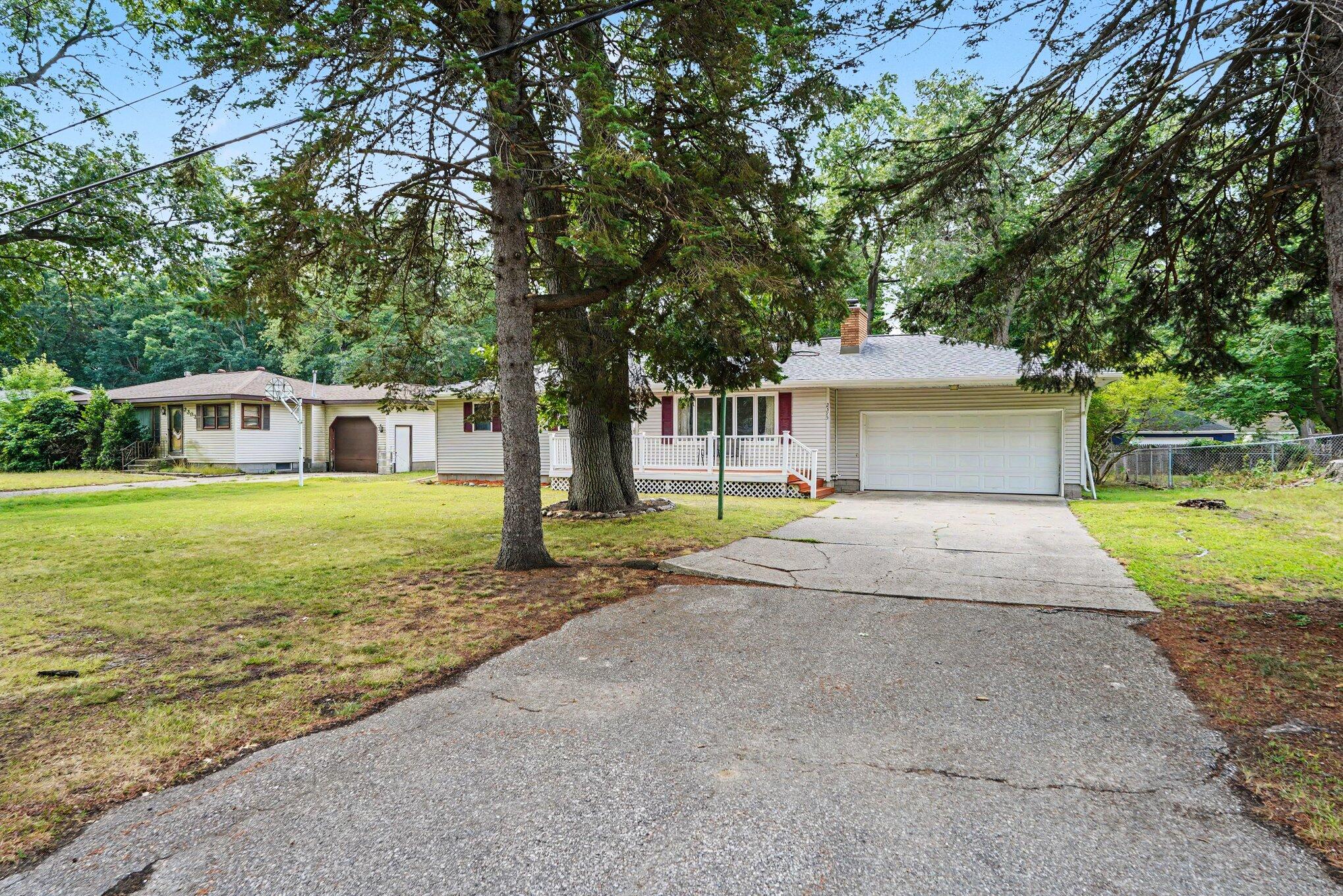 2375 Southwood Avenue Muskegon MI 49441
