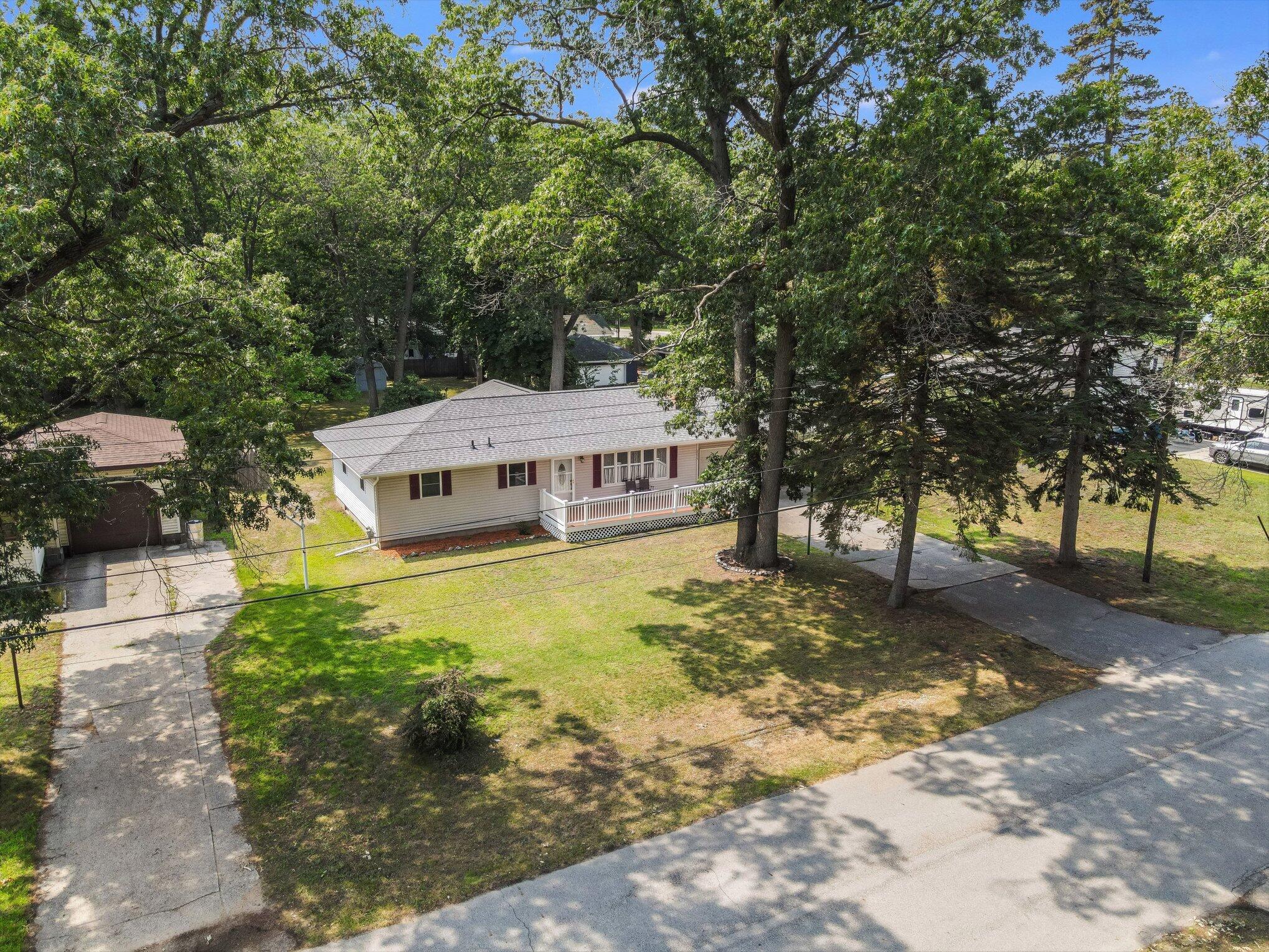 2375 Southwood Avenue Muskegon MI 49441