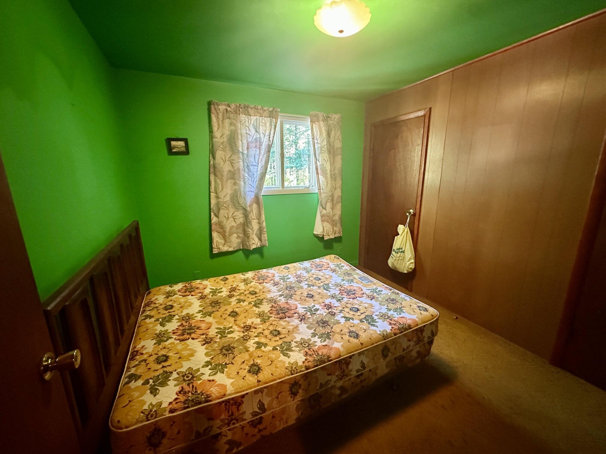 2439 N Lakeshore Drive Ludington MI 49431
