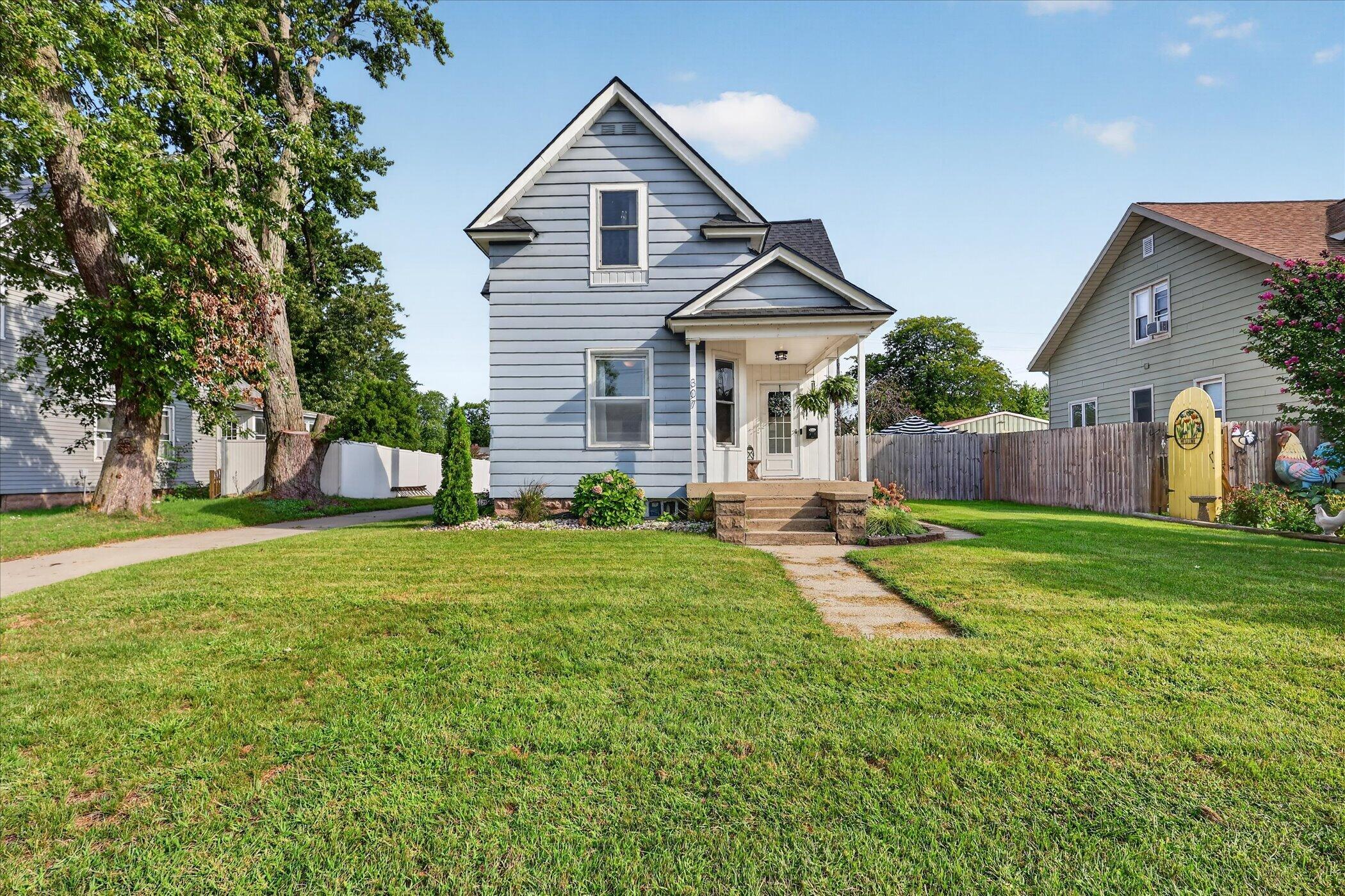 307 W Washington Avenue Zeeland MI 49464
