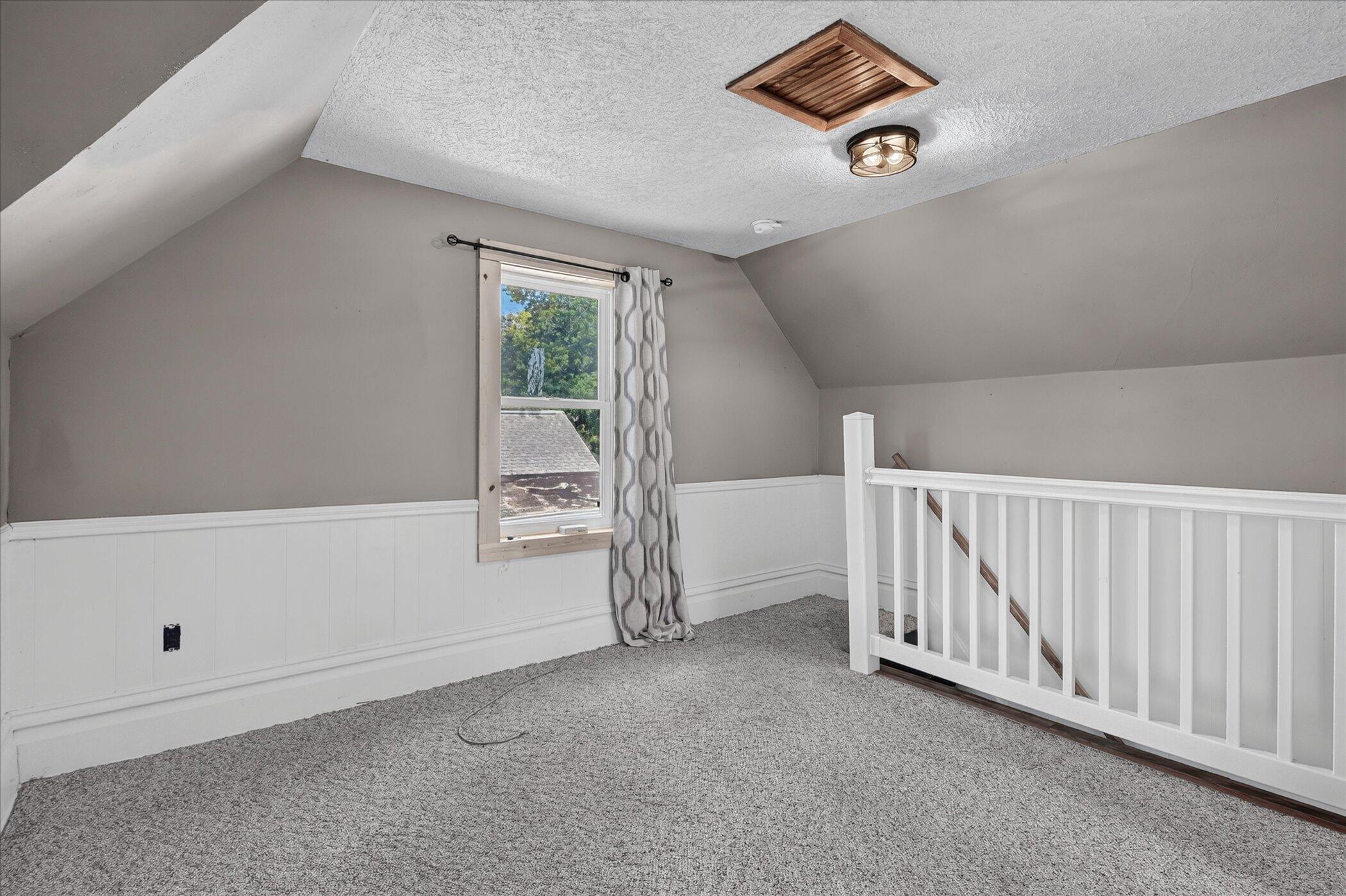 307 W Washington Avenue Zeeland MI 49464