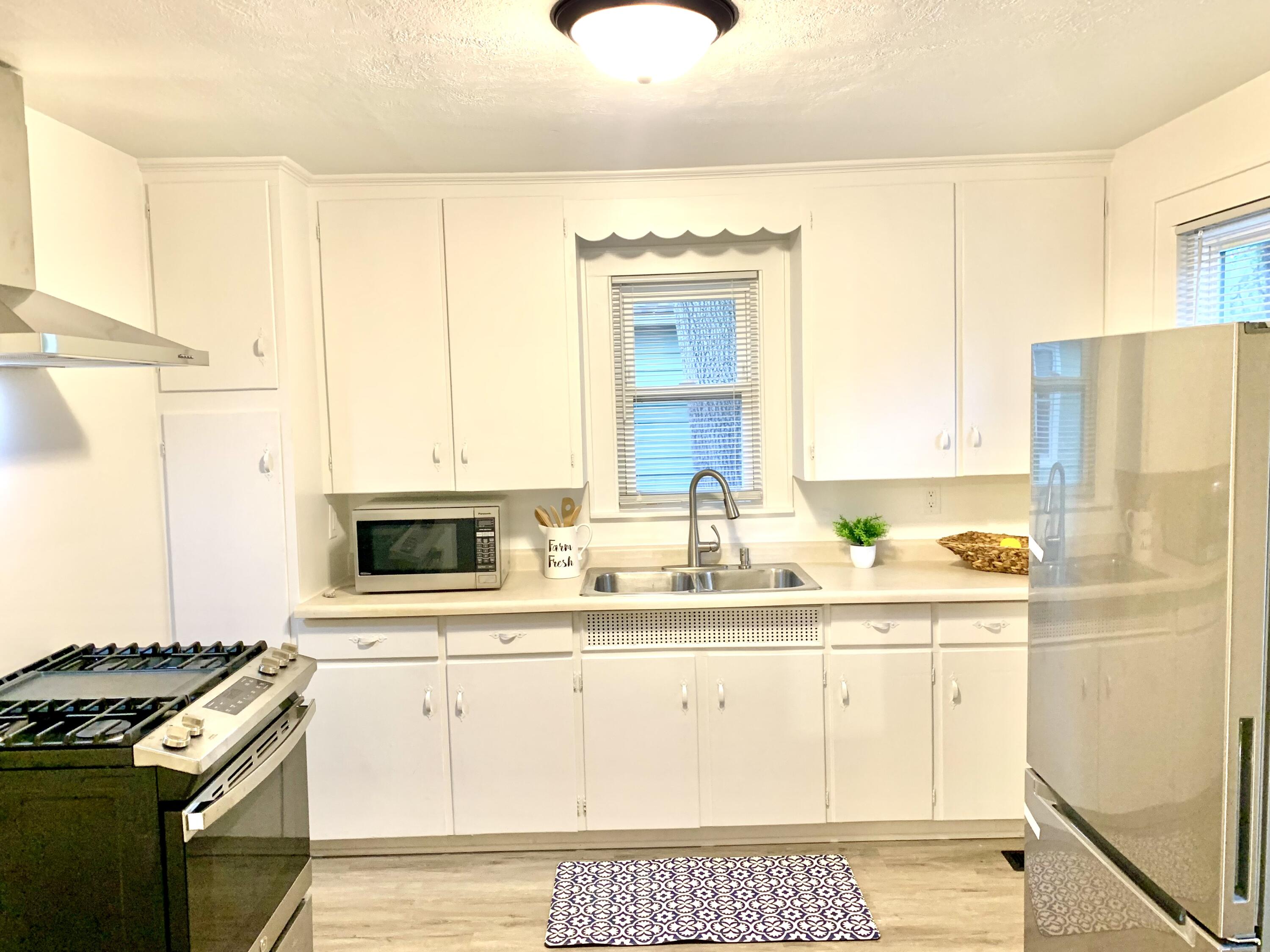3621 Adams Street Kalamazoo MI 49008