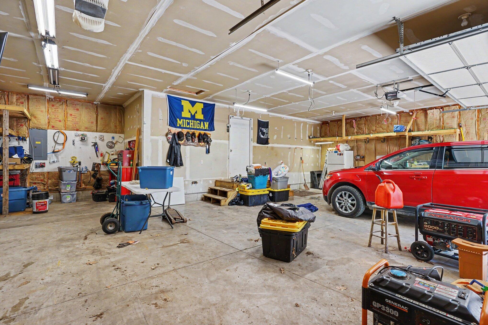416 E River Road Muskegon MI 49445