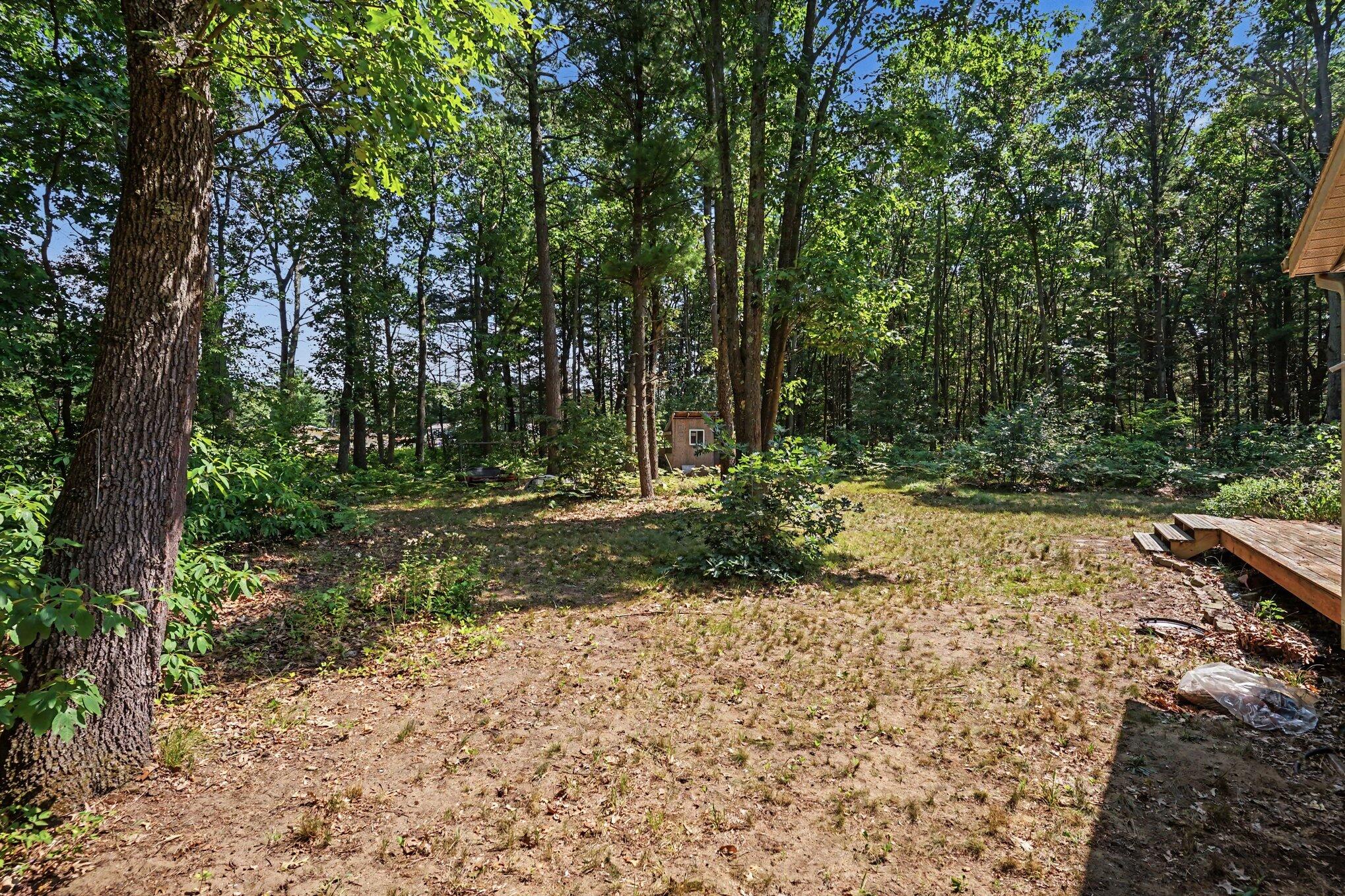 416 E River Road Muskegon MI 49445