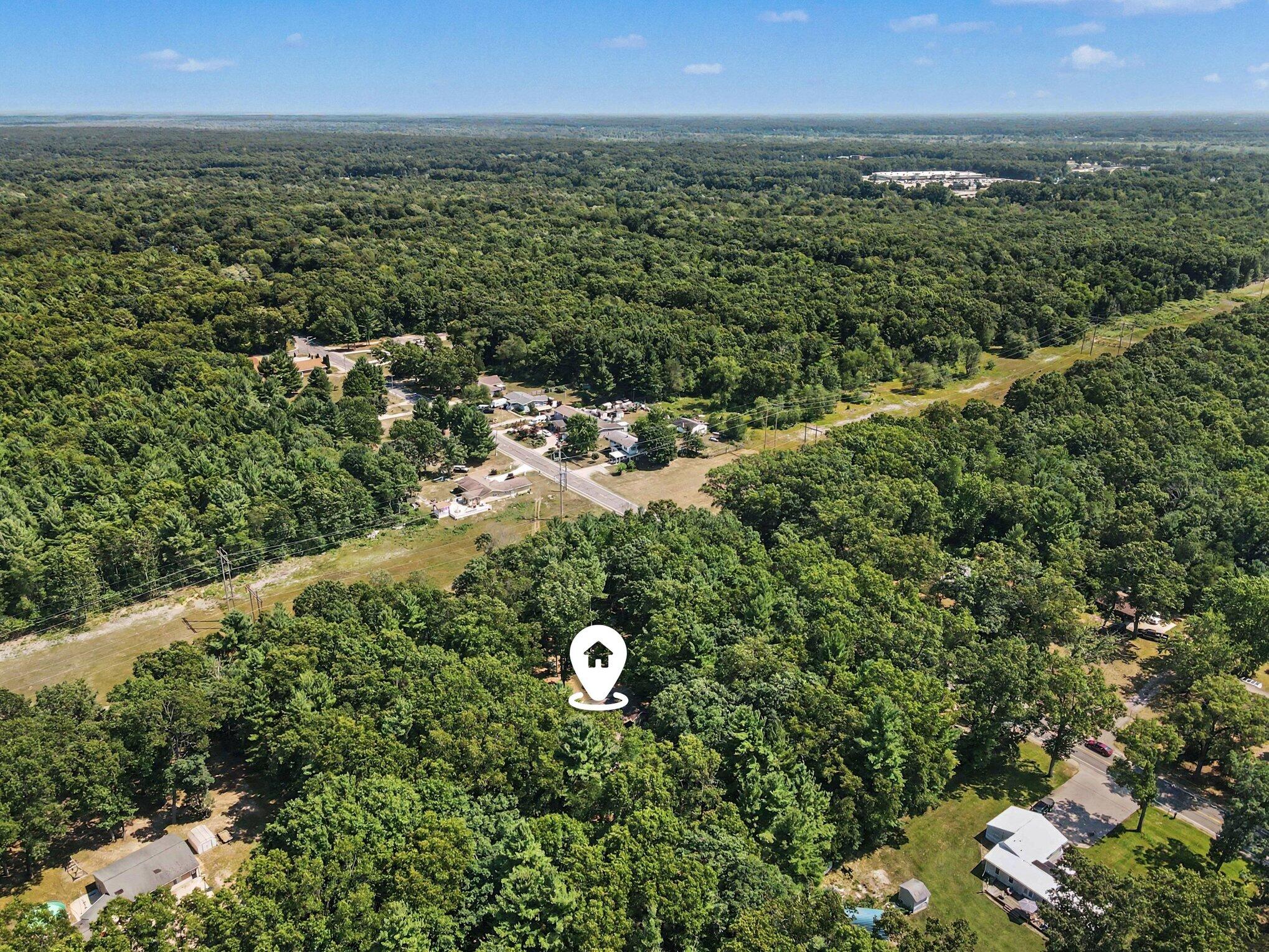 416 E River Road Muskegon MI 49445