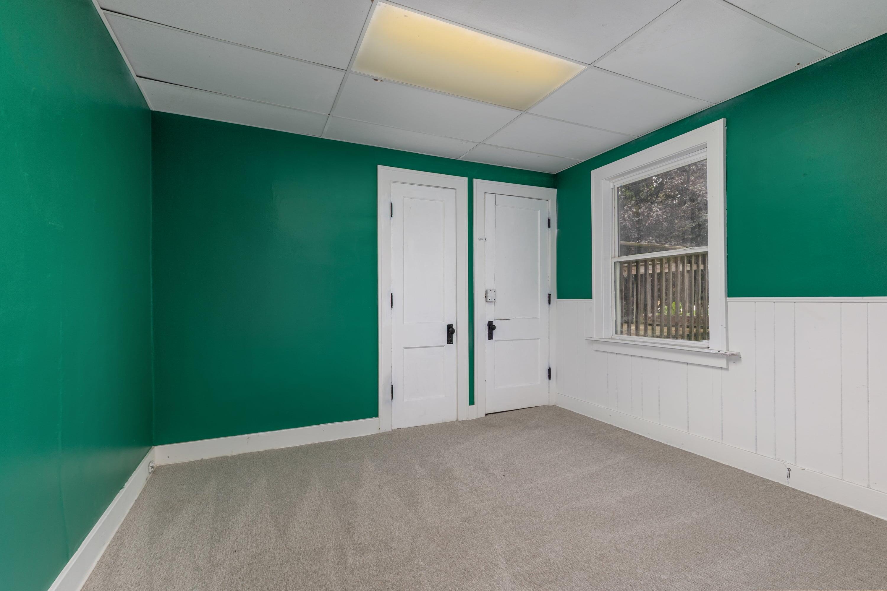 4032 Richmond Street NW Grand Rapids MI 49534
