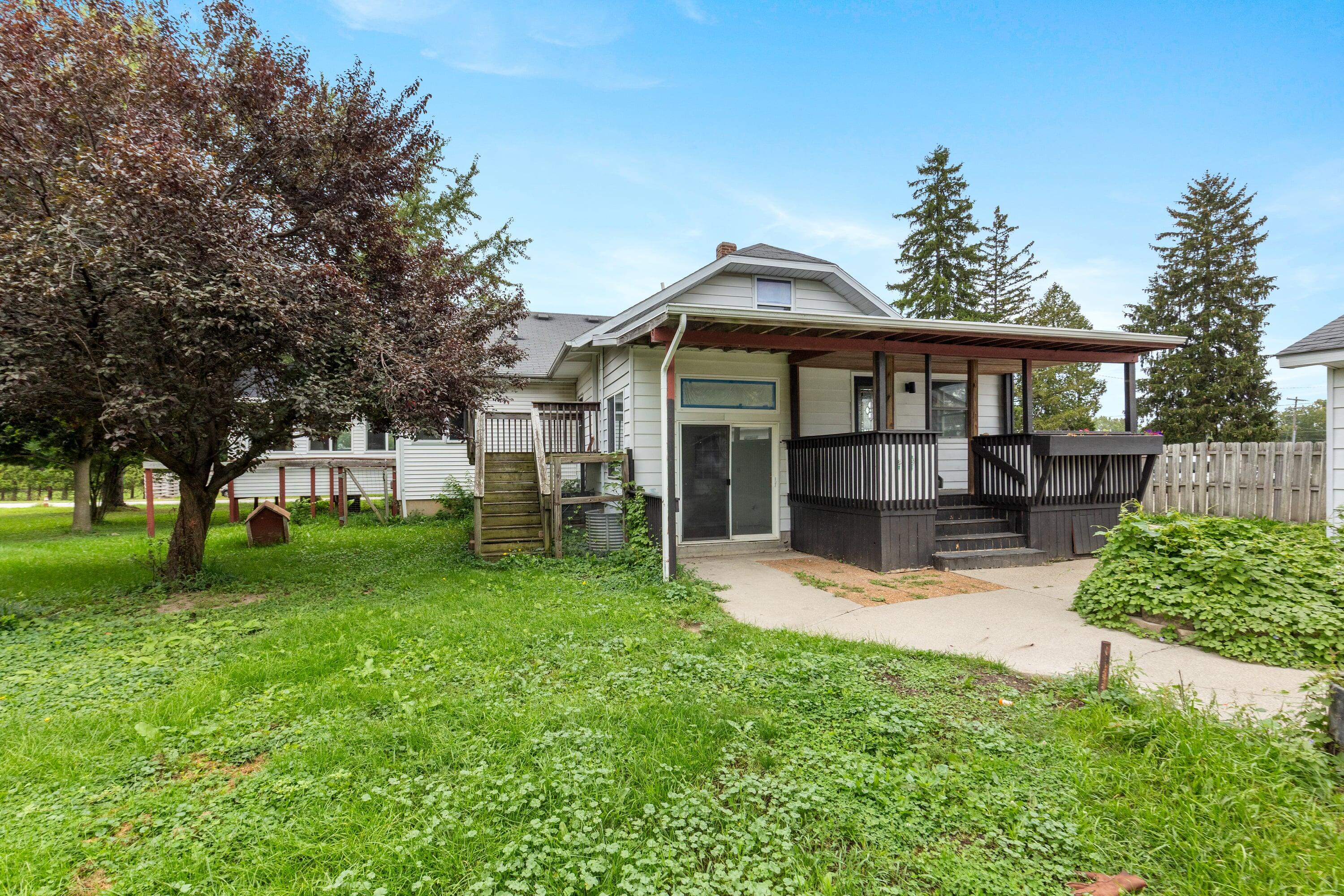 4032 Richmond Street NW Grand Rapids MI 49534