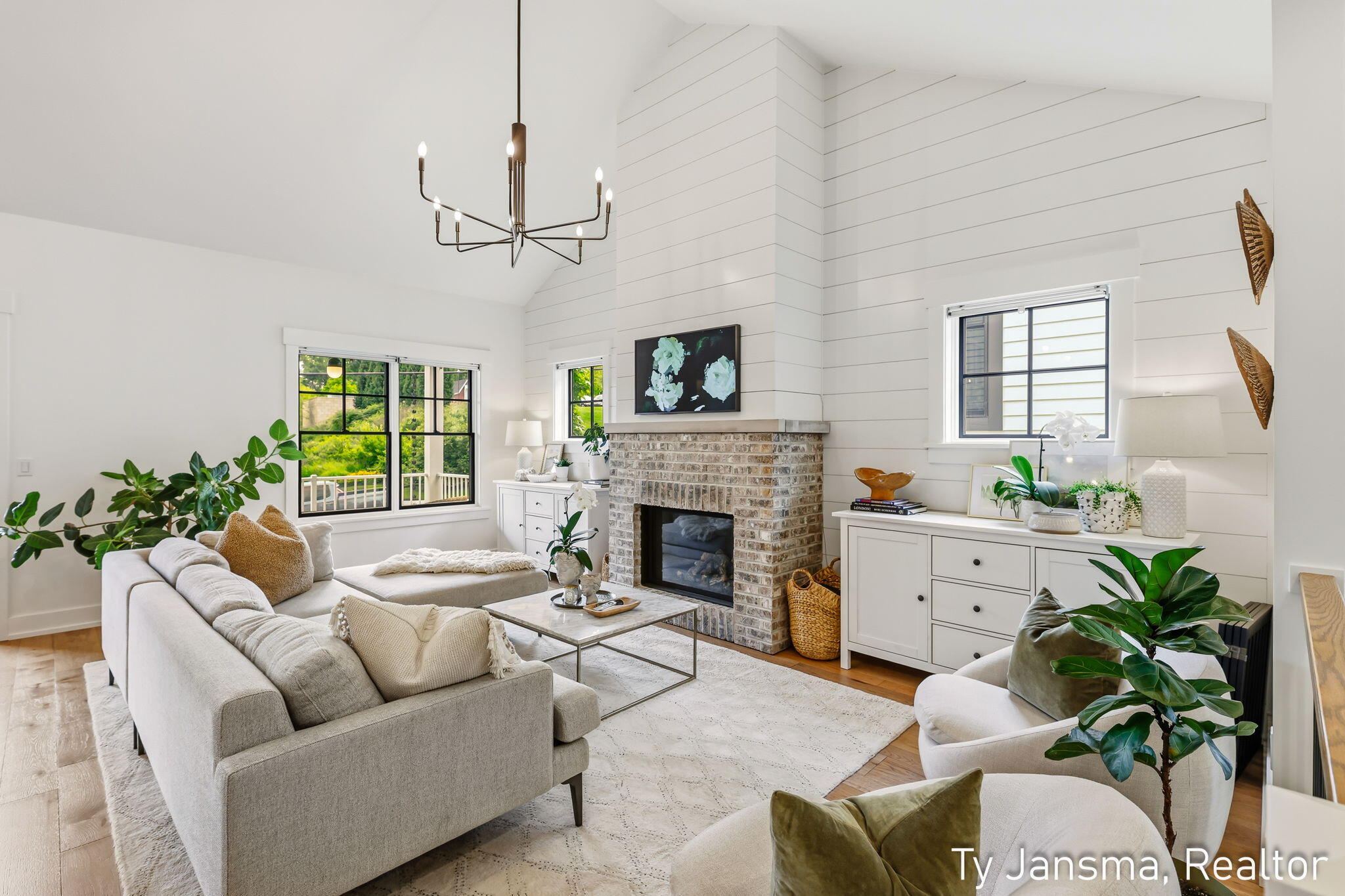 7253 Bradfield Street SE Ada MI 49301