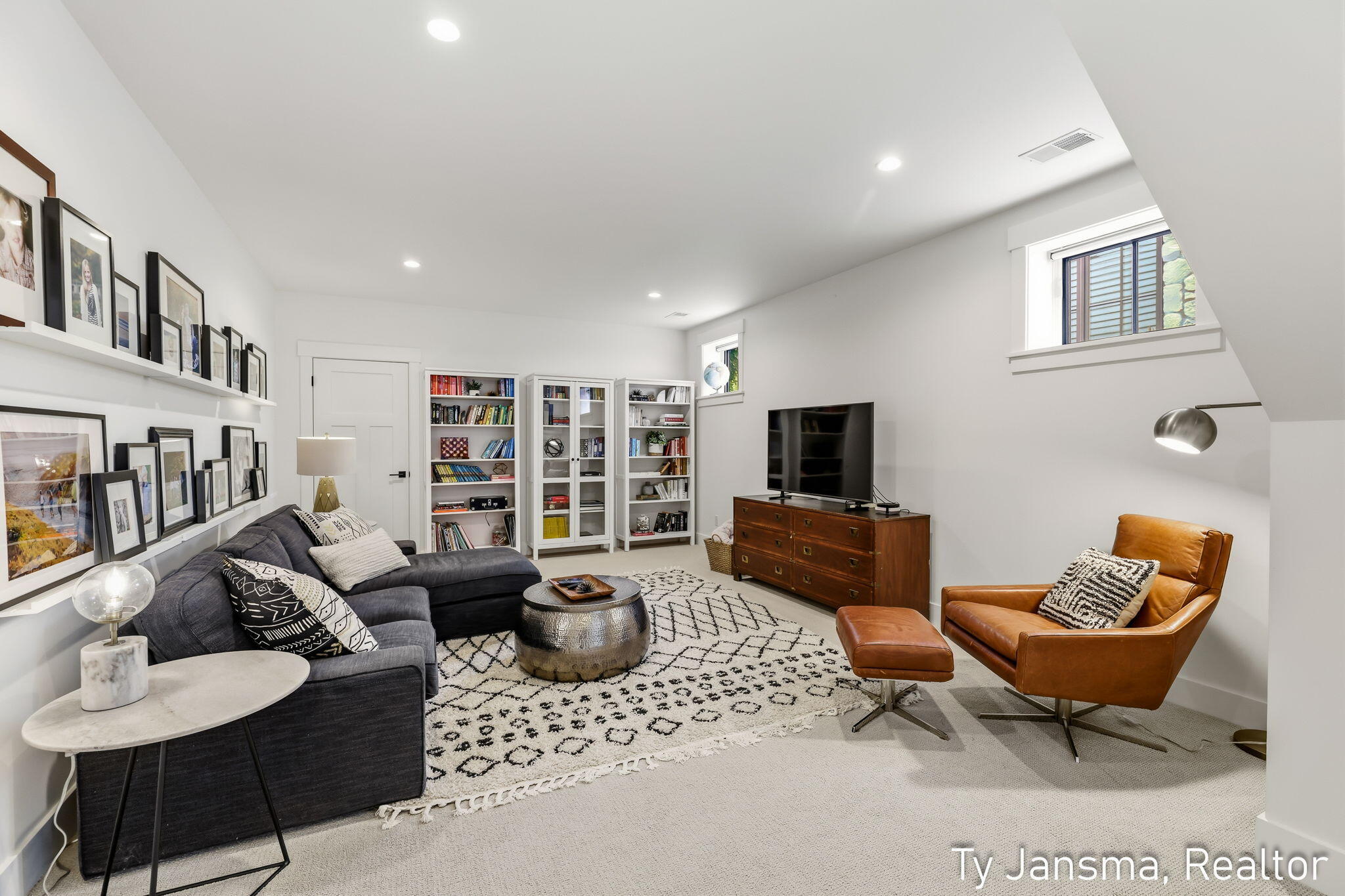 7253 Bradfield Street SE Ada MI 49301