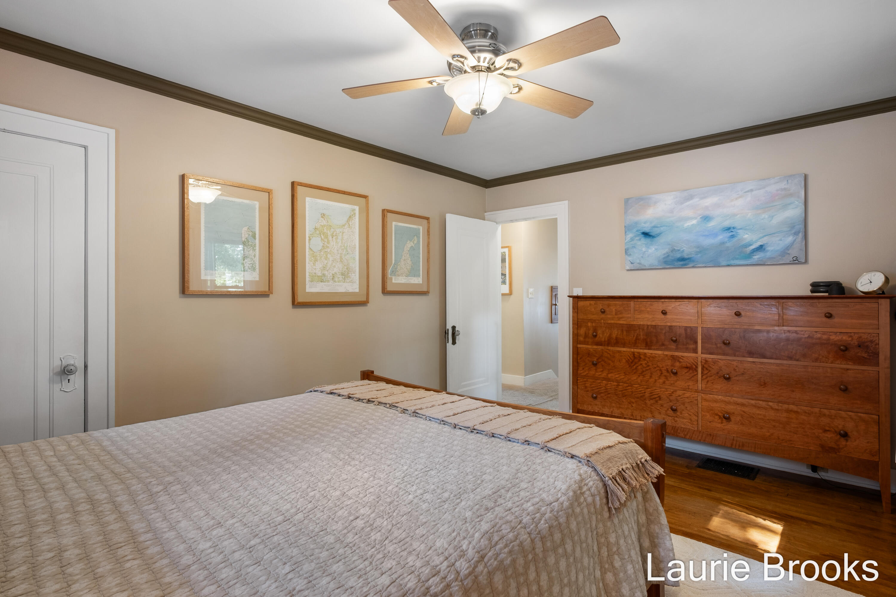 214 Glenhaven Avenue NW Grand Rapids MI 49504