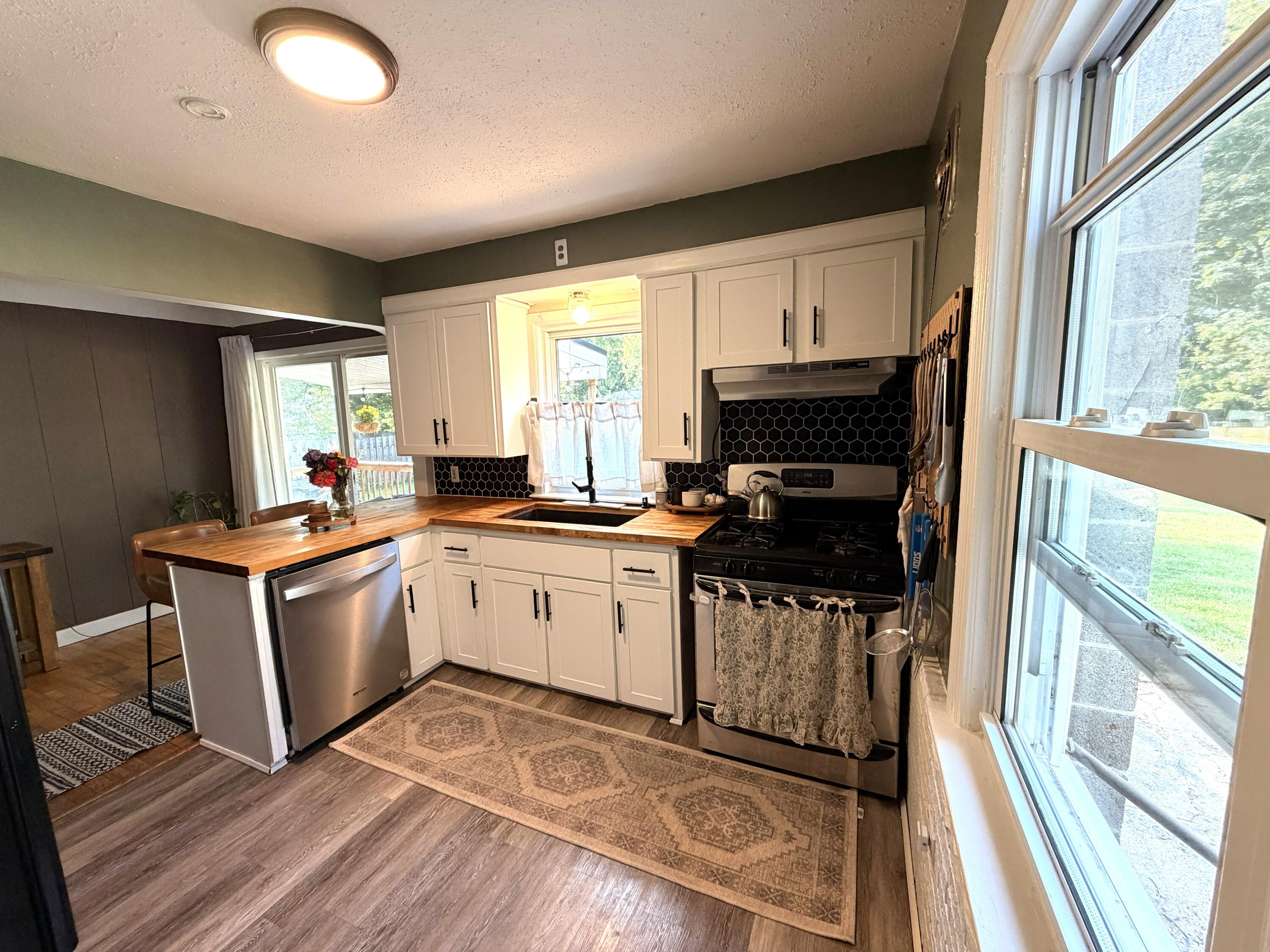 1374 36th Street SE Grand Rapids MI 49508
