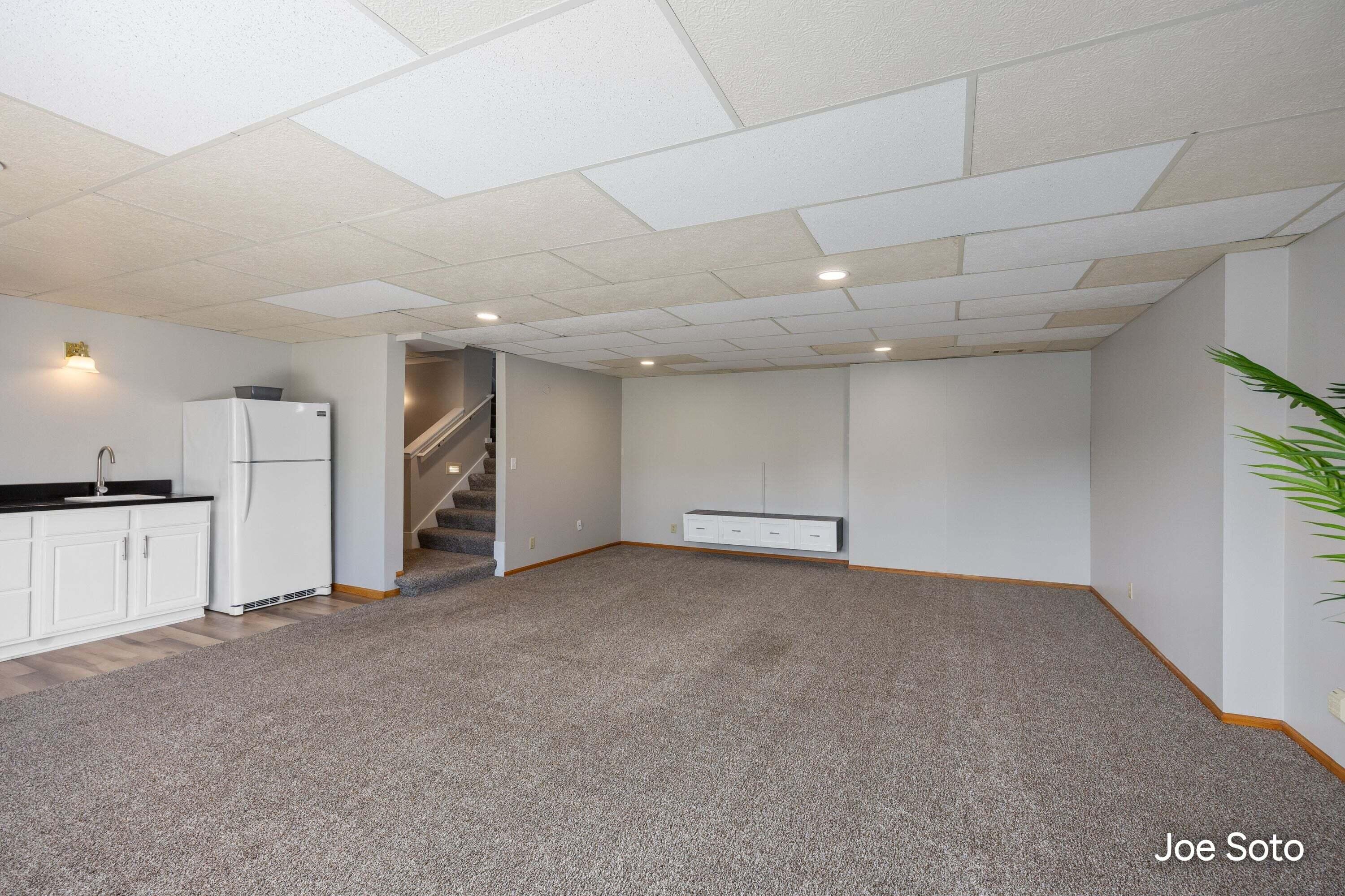 417 142nd Avenue Holland MI 49424