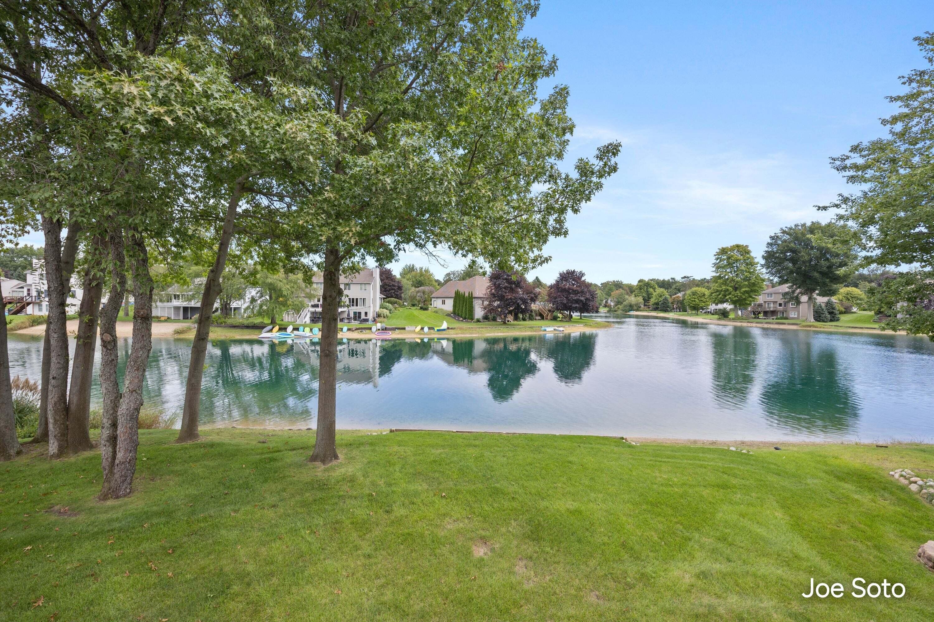 417 142nd Avenue Holland MI 49424