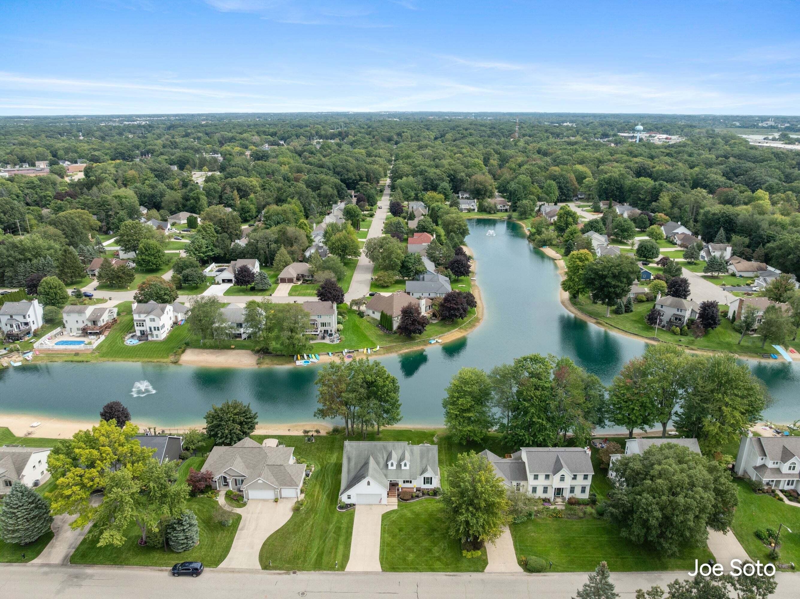 417 142nd Avenue Holland MI 49424