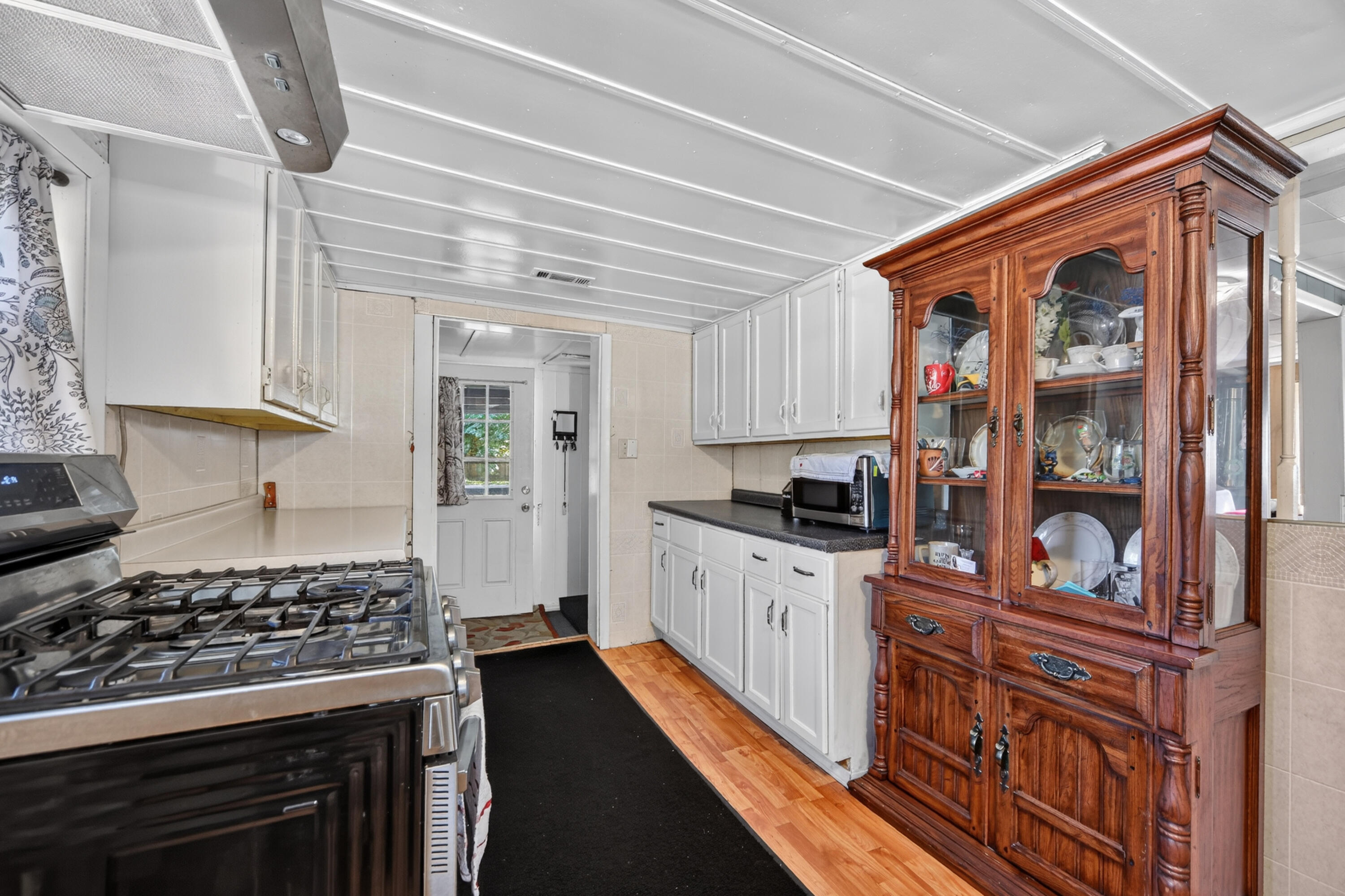 1939 Taube Avenue Benton Harbor MI 49022