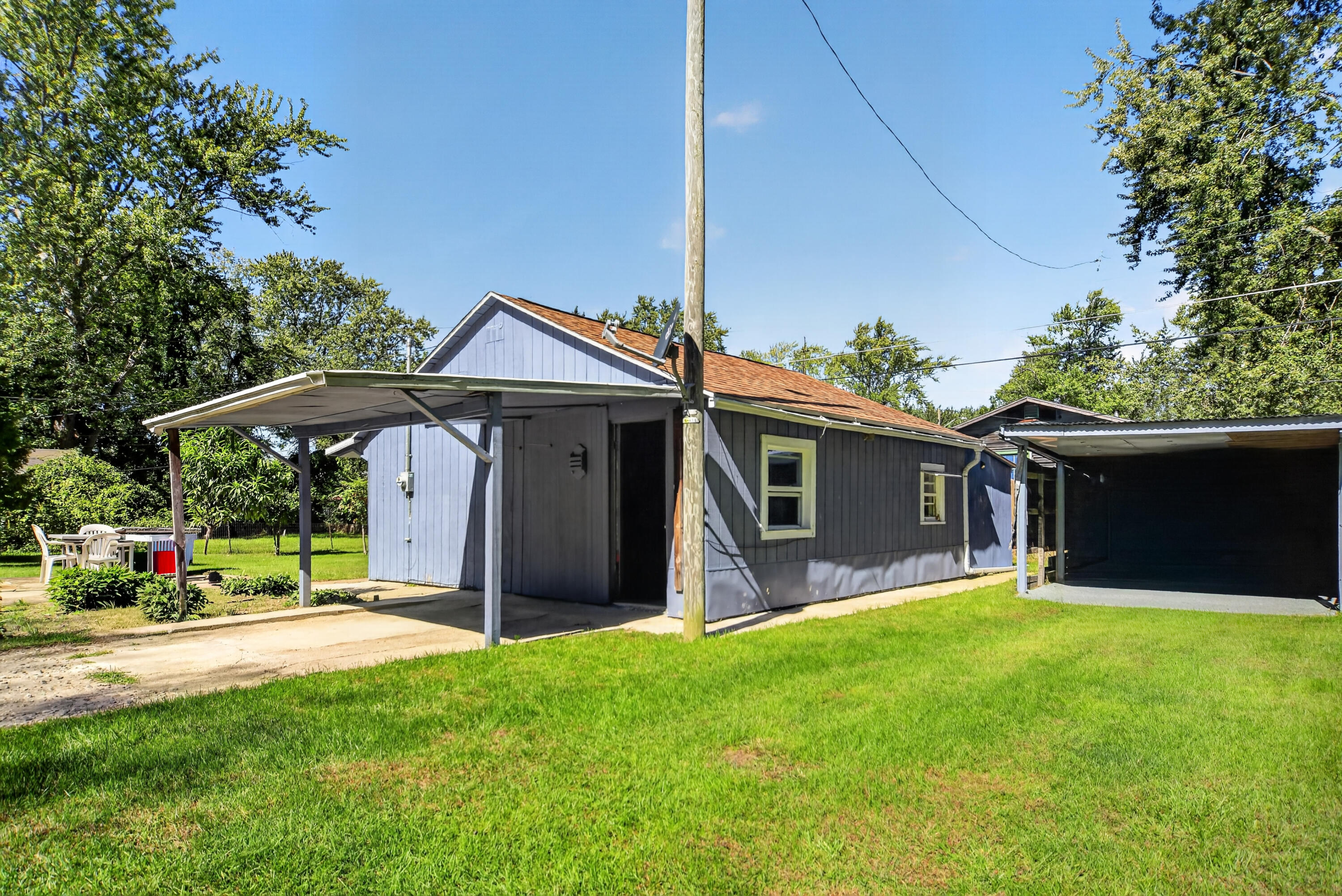 1939 Taube Avenue Benton Harbor MI 49022