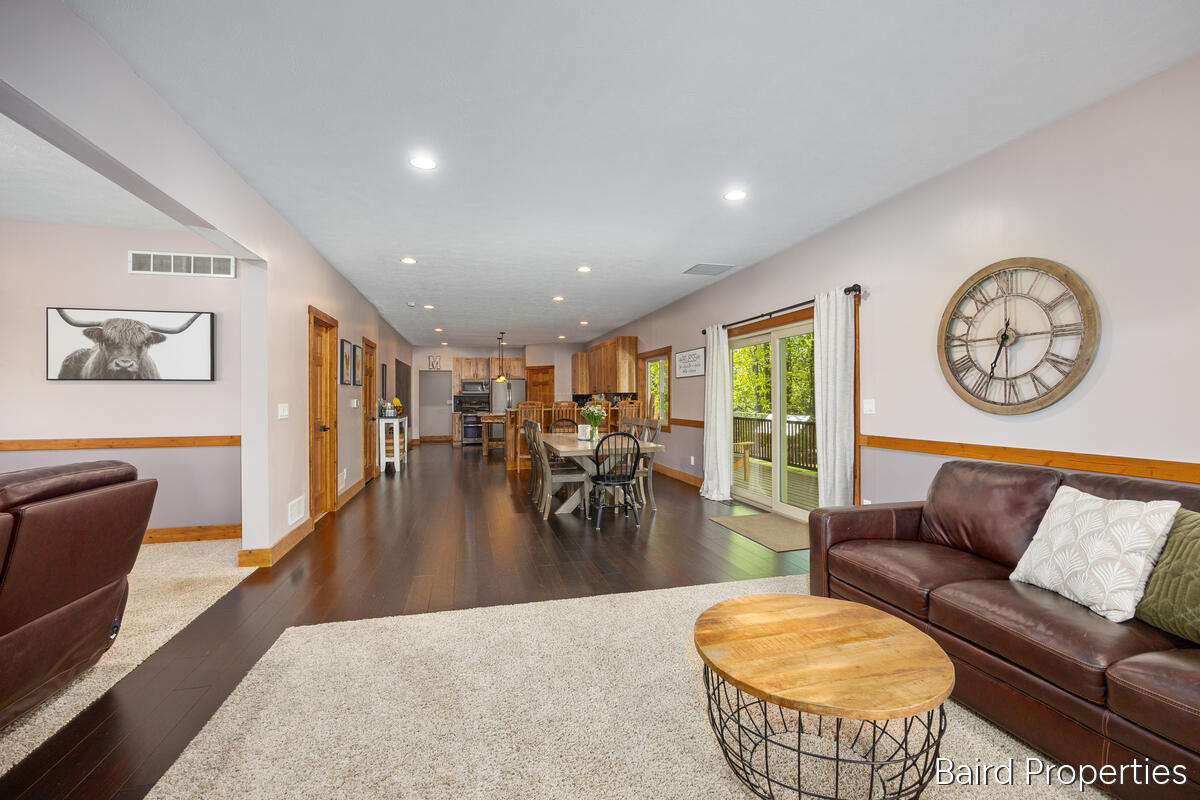 197 Leonard Street NW Grand Rapids MI 49534