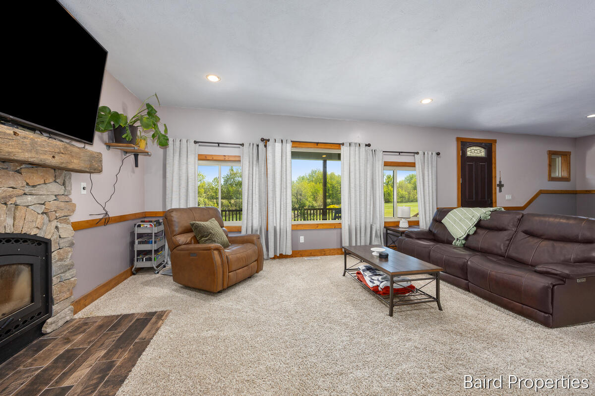 197 Leonard Street NW Grand Rapids MI 49534