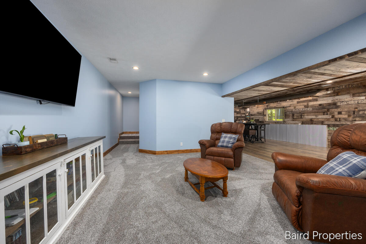 197 Leonard Street NW Grand Rapids MI 49534