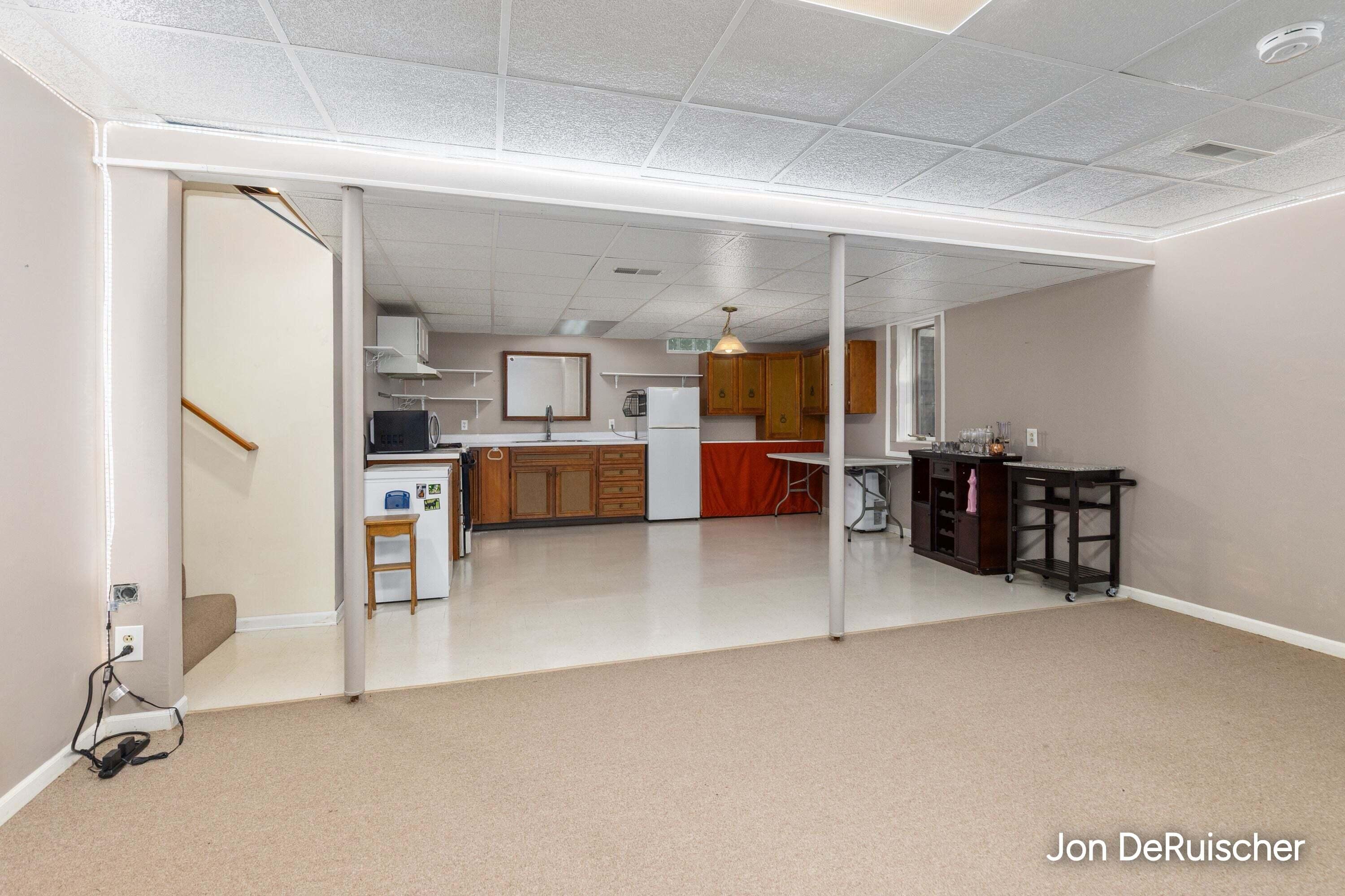 572 Stevenscott Drive Muskegon MI 49442