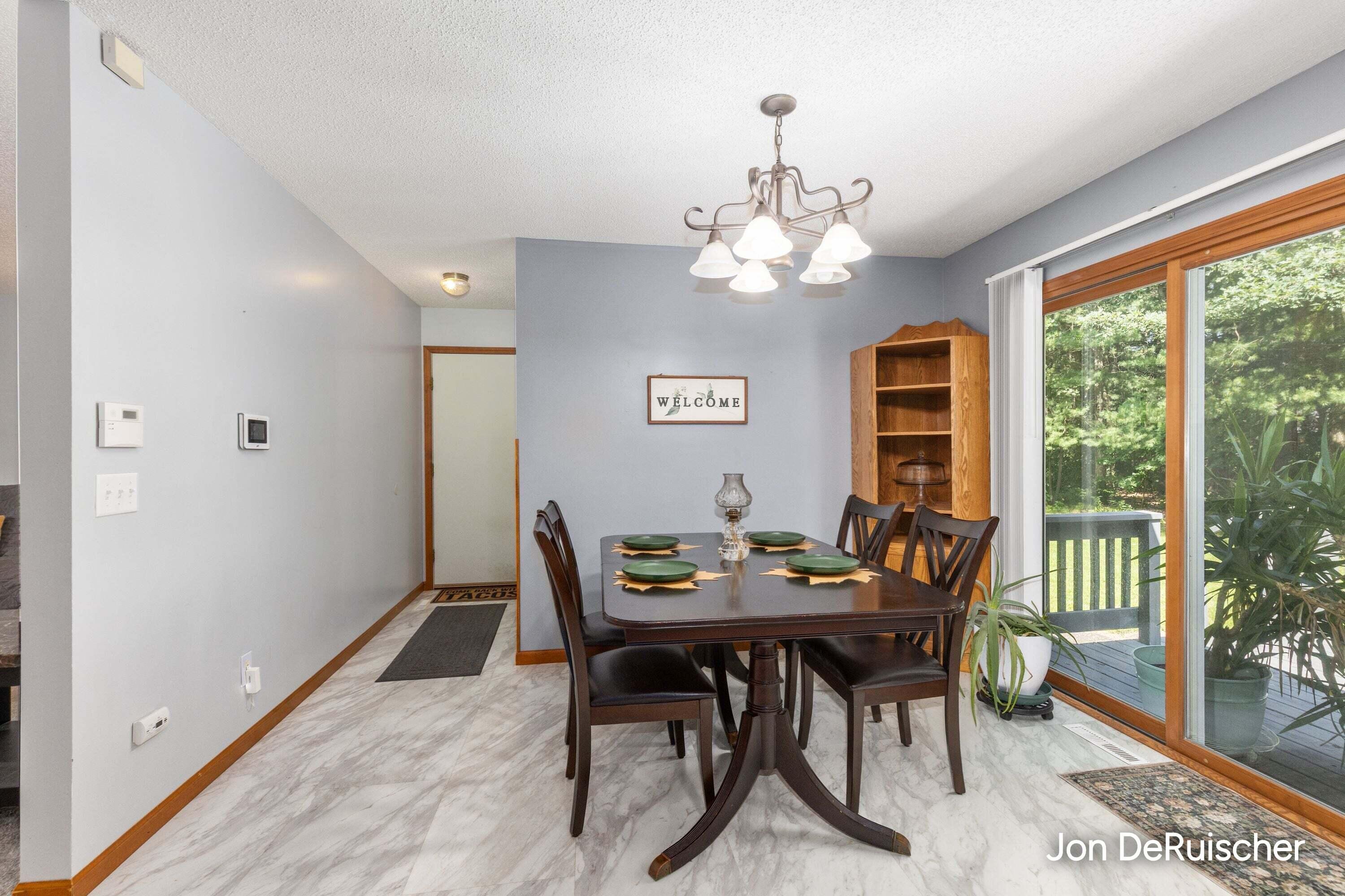 572 Stevenscott Drive Muskegon MI 49442