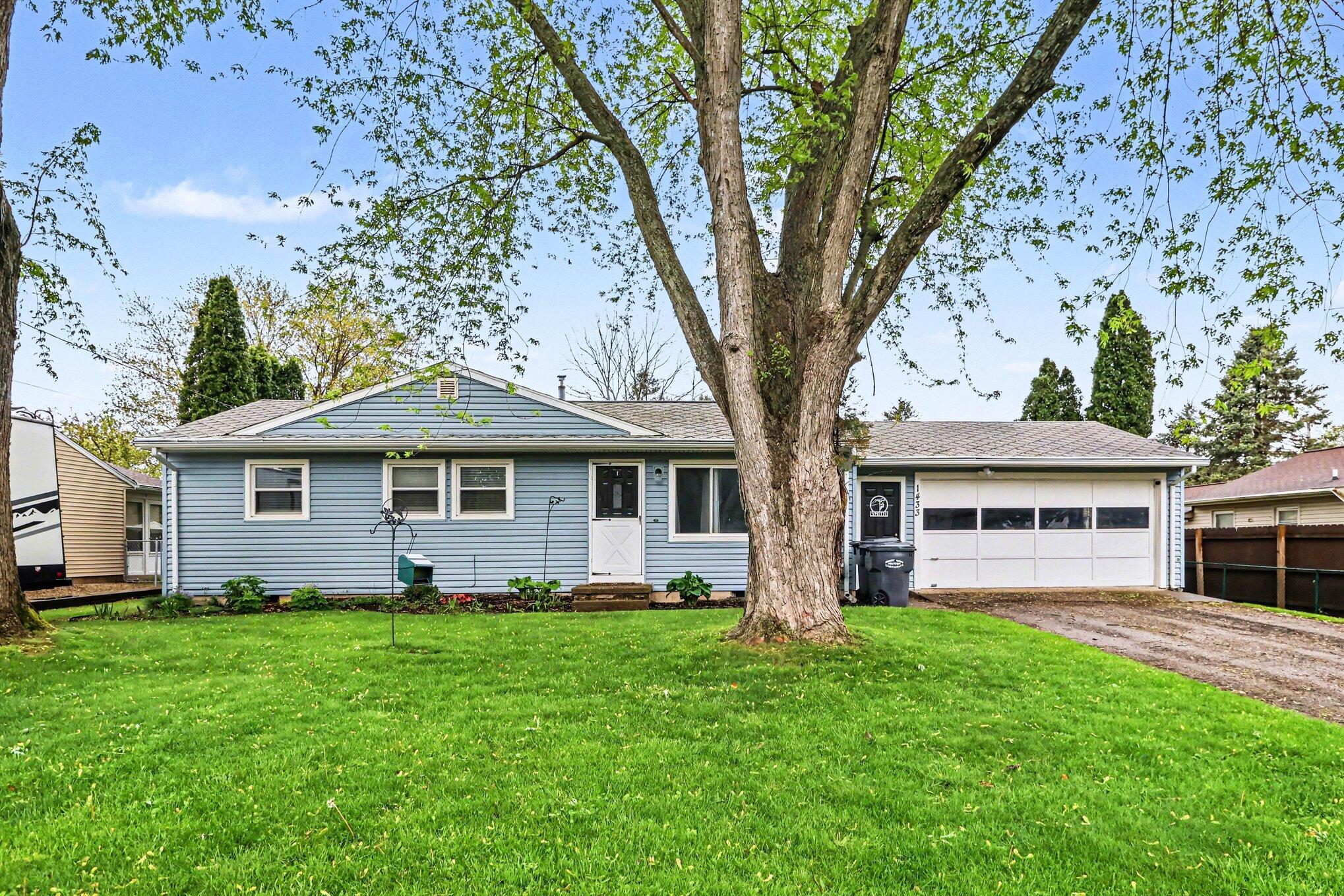 1433 Carter Street Kalamazoo MI 49048