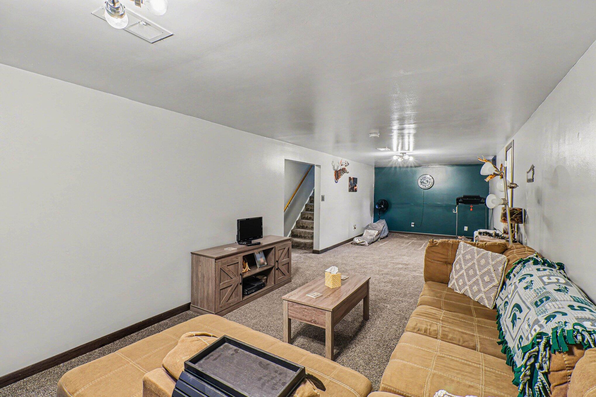 1433 Carter Street Kalamazoo MI 49048