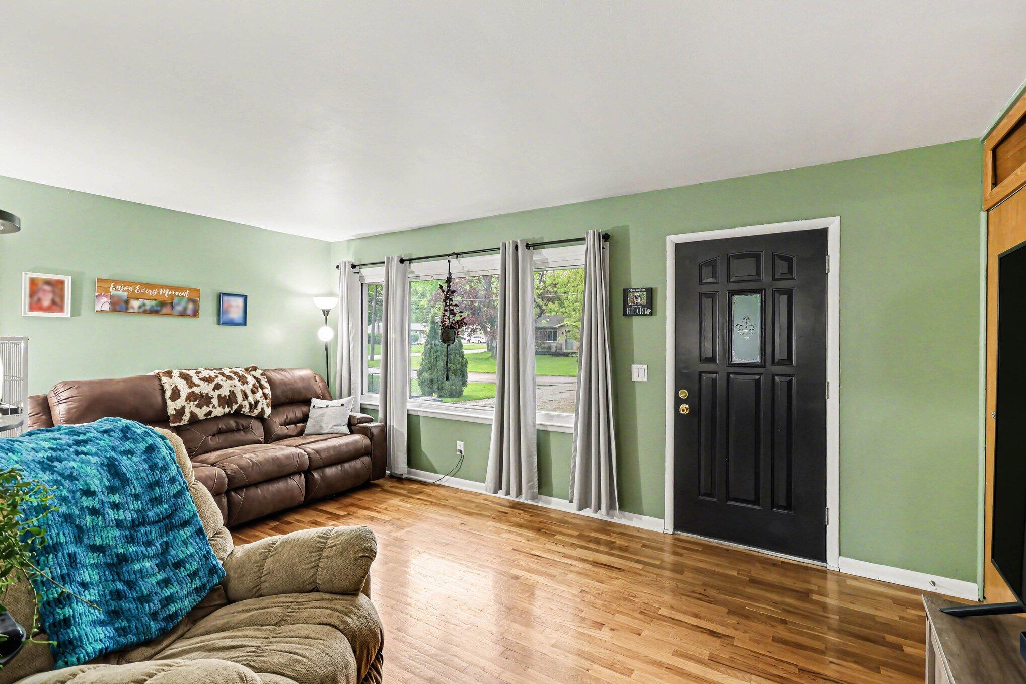 1433 Carter Street Kalamazoo MI 49048