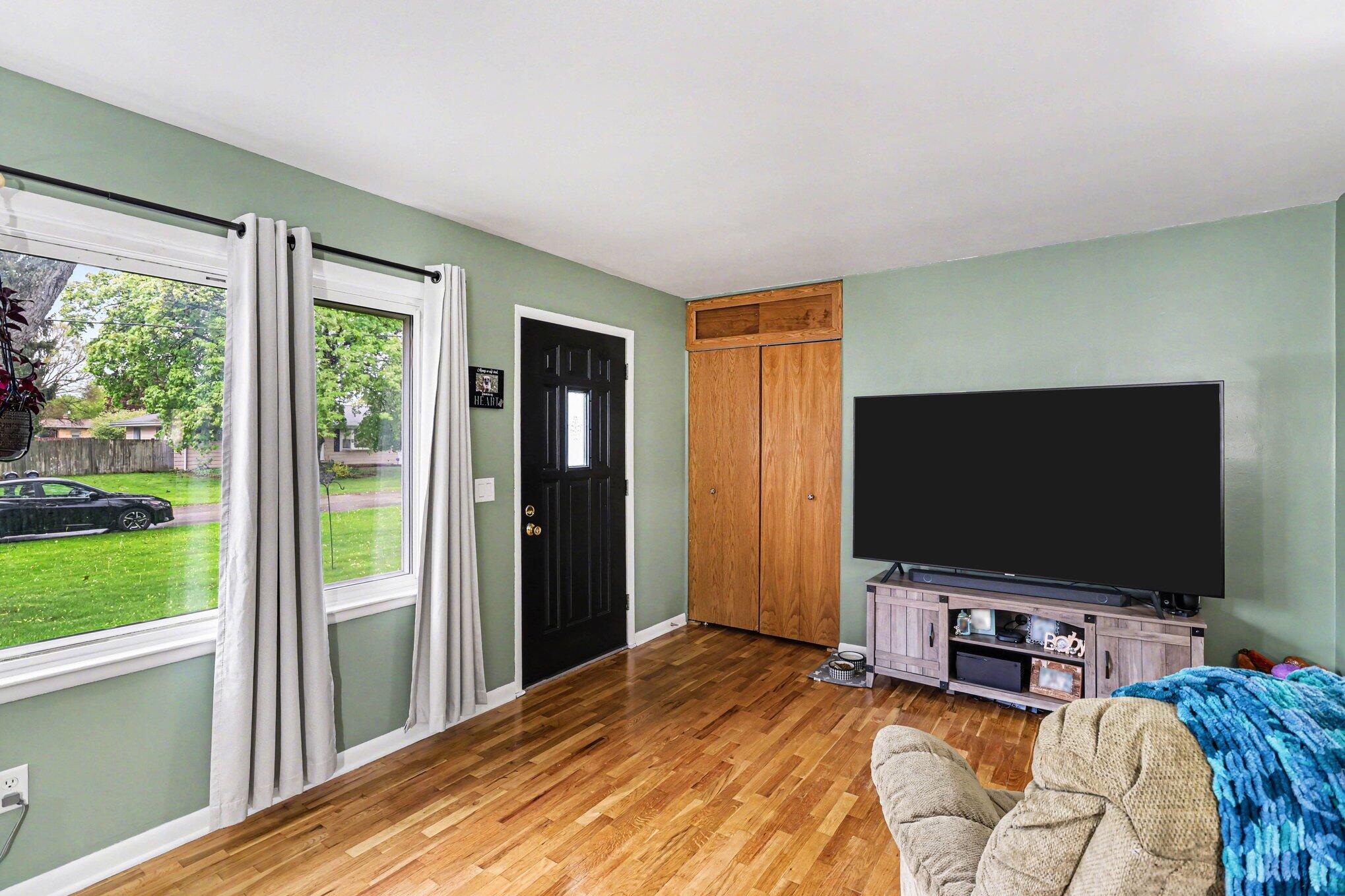 1433 Carter Street Kalamazoo MI 49048